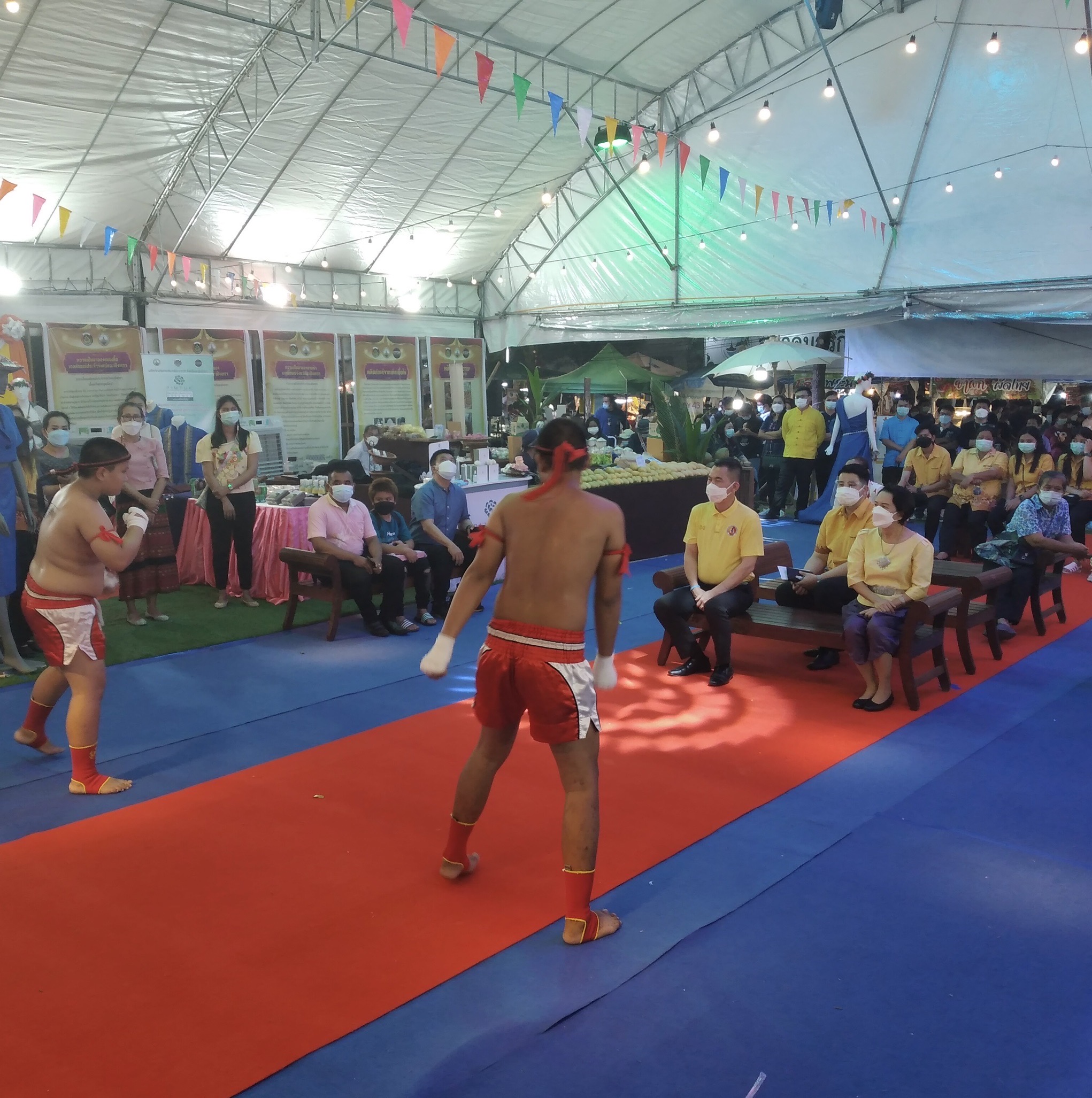 ฉะเชิงเทรา ส่งเสริมและรณรงค์การสวมใส่ผ้าไทย “ผ้าไทย ใส่ให้สนุก” ??