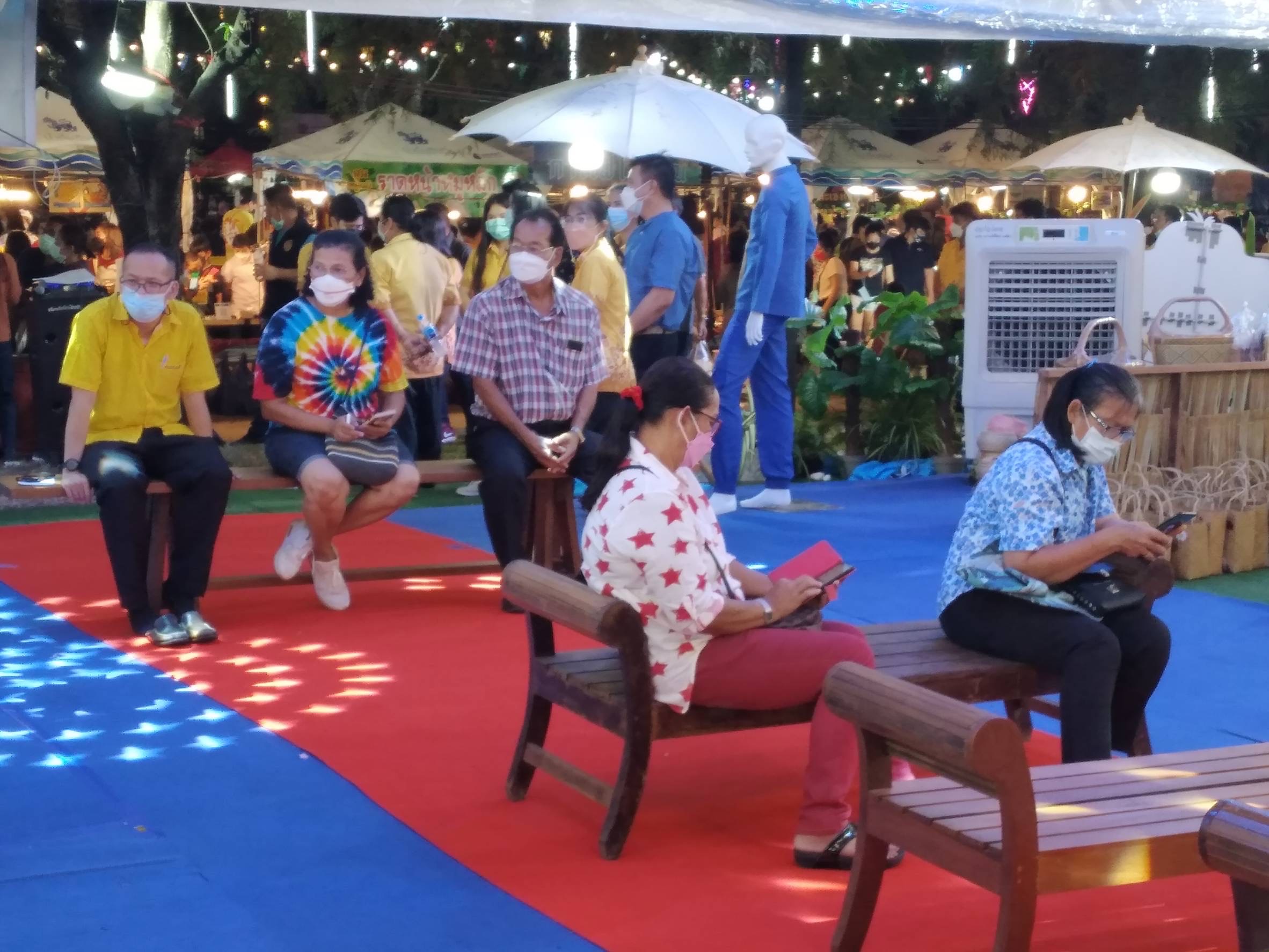 ฉะเชิงเทรา ส่งเสริมและรณรงค์การสวมใส่ผ้าไทย “ผ้าไทย ใส่ให้สนุก” ??