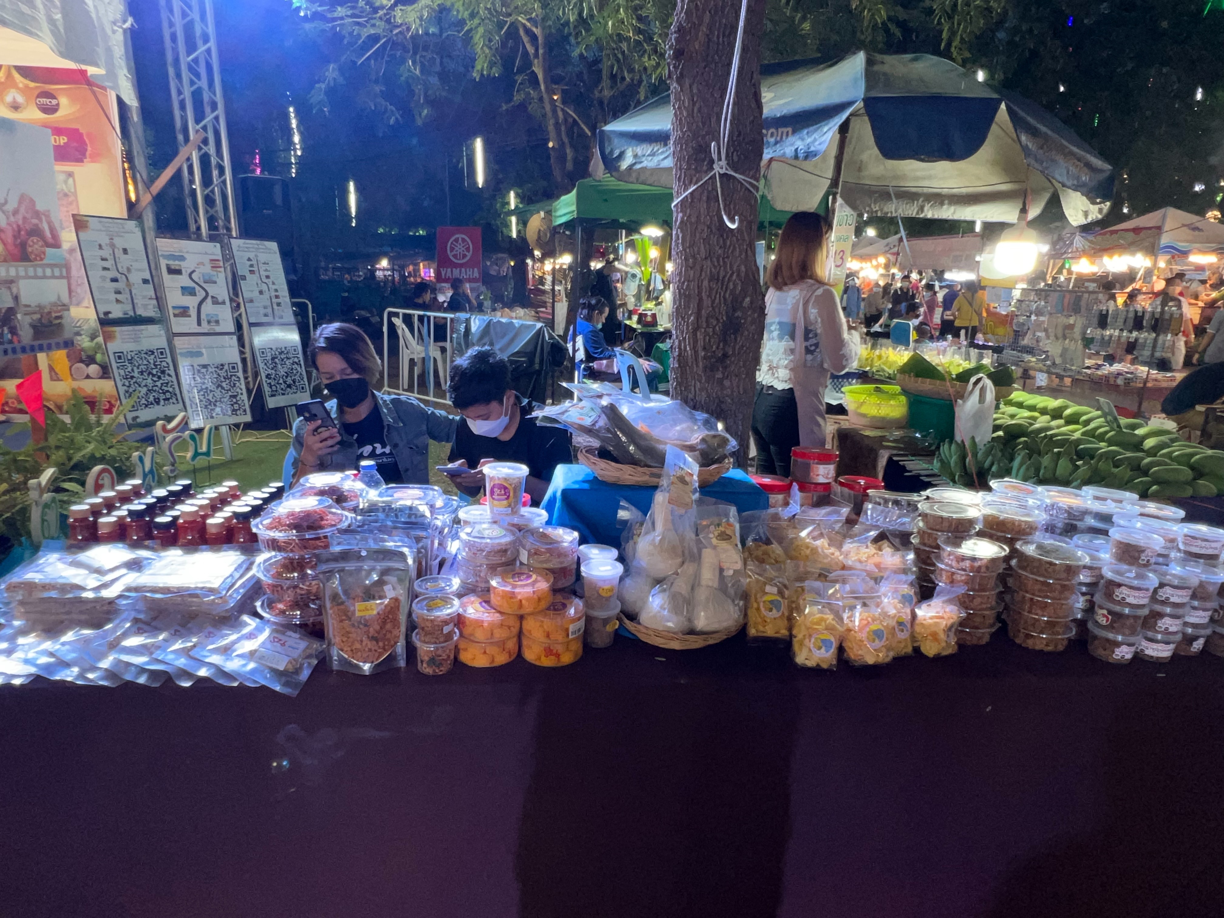 ฉะเชิงเทรา ส่งเสริมและรณรงค์การสวมใส่ผ้าไทย “ผ้าไทย ใส่ให้สนุก” ??