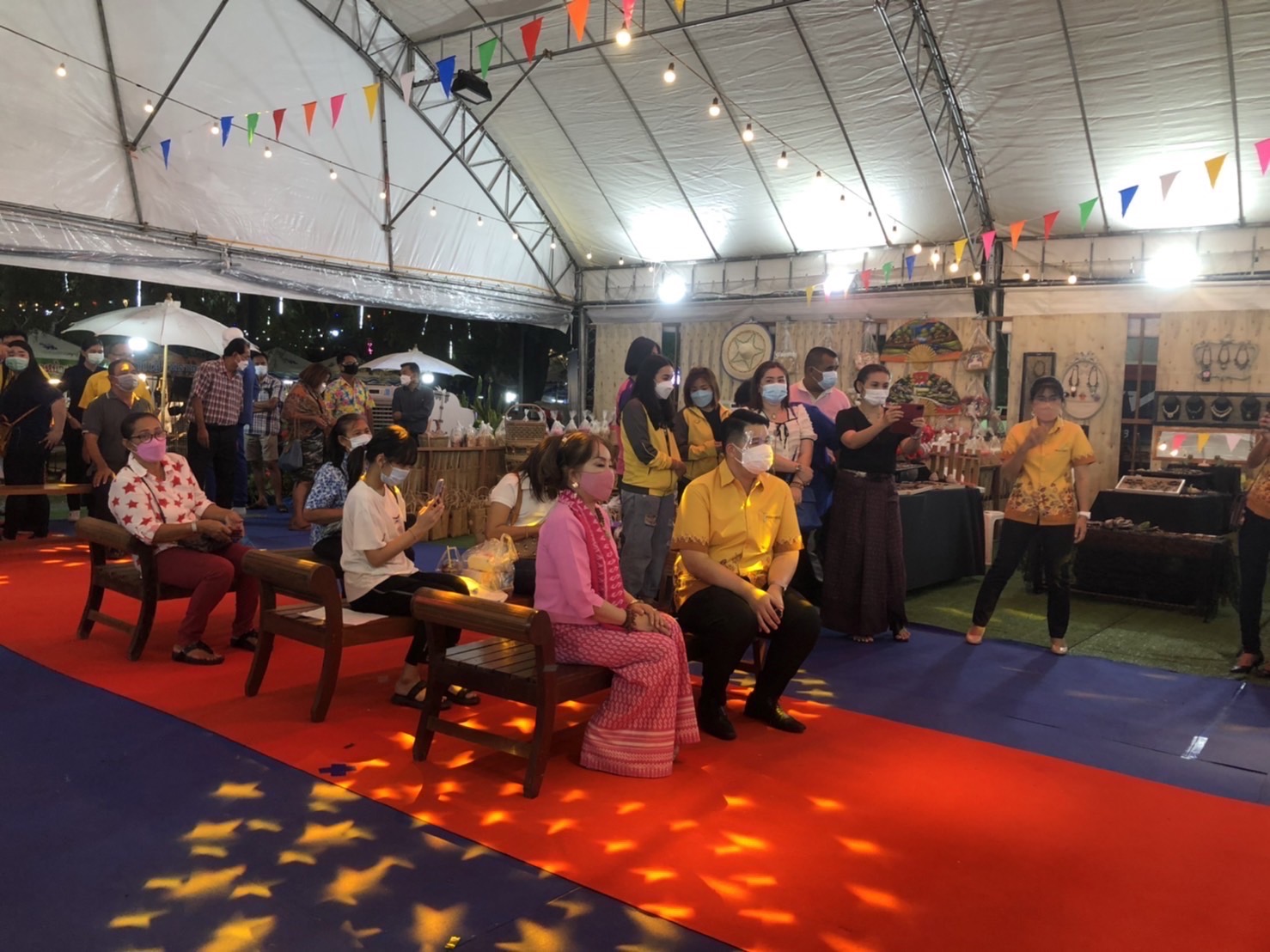 ฉะเชิงเทรา ส่งเสริมและรณรงค์การสวมใส่ผ้าไทย “ผ้าไทย ใส่ให้สนุก” ??