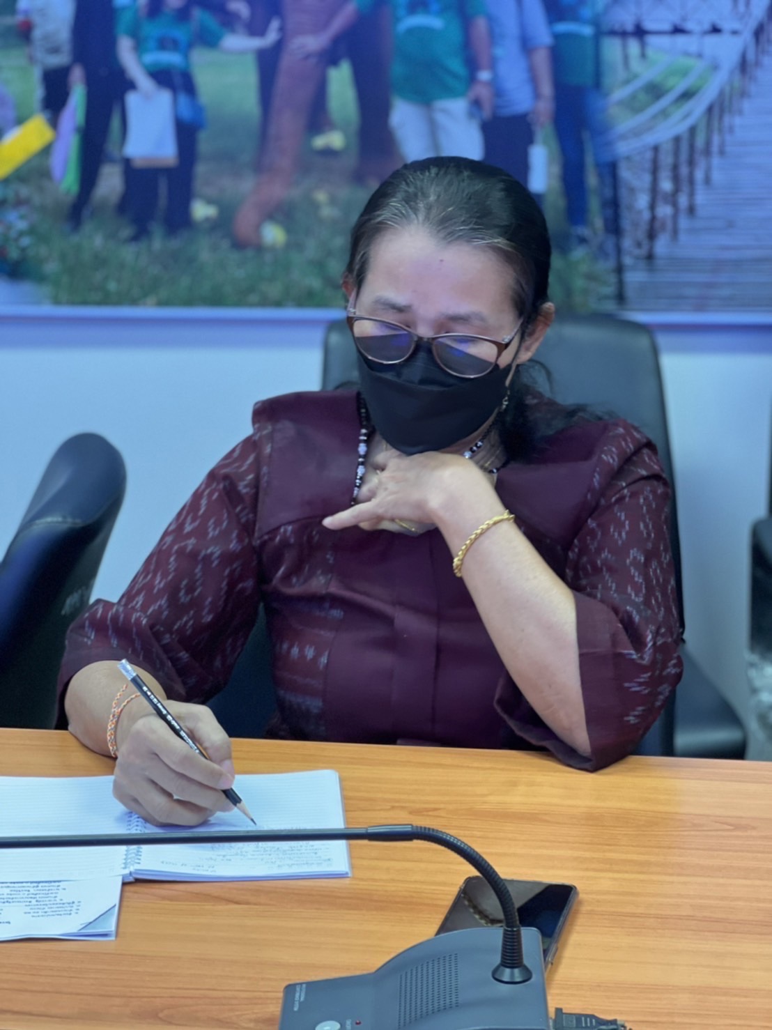 ??พช.ฉะเชิงเทรา เตรียมความพร้อมกิจกรรม จัดแสดงและจำหน่ายผลิตภัณฑ์ OTOP ในงานนมัสการหลวงพ่อโสธรและงานประจำปีจังหวัดฉะเชิงเทรา ปี 2564??