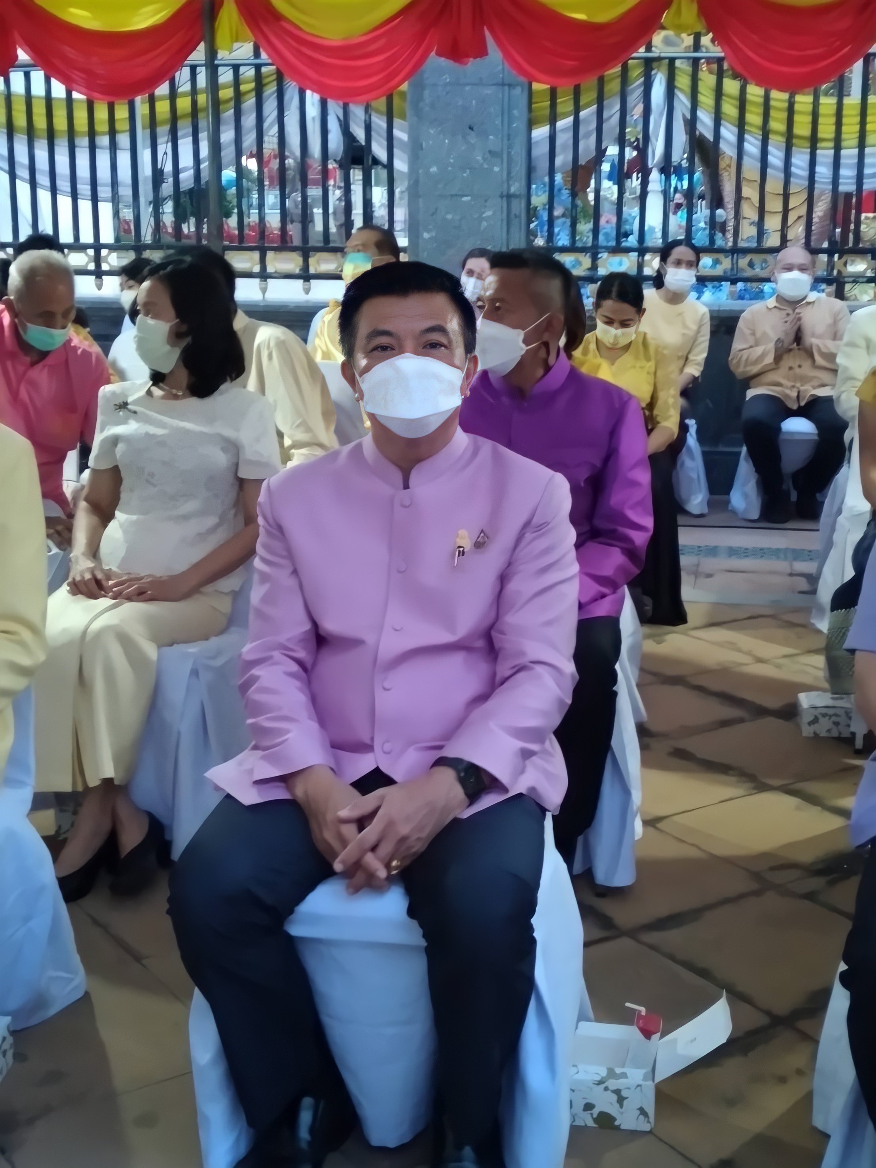 ??ฉะเชิงเทรา บวงสรวงหลวงพ่อโสธร ไข่ไก่ต้ม จำนวน 119,999 ฟอง และเปิดขบวนแห่องค์หลวงพ่อโสธรทางบก