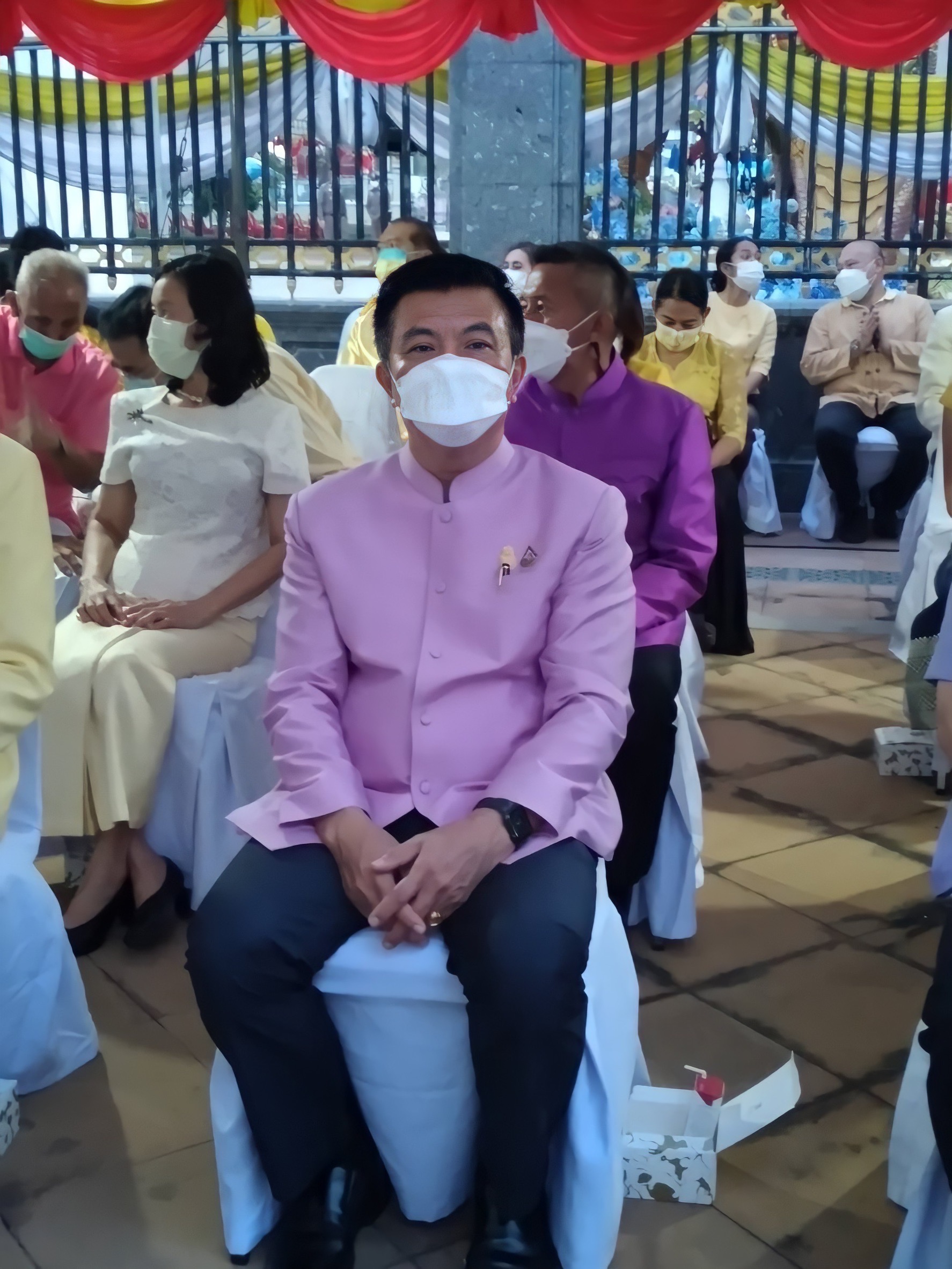 ??ฉะเชิงเทรา บวงสรวงหลวงพ่อโสธร ไข่ไก่ต้ม จำนวน 119,999 ฟอง และเปิดขบวนแห่องค์หลวงพ่อโสธรทางบก