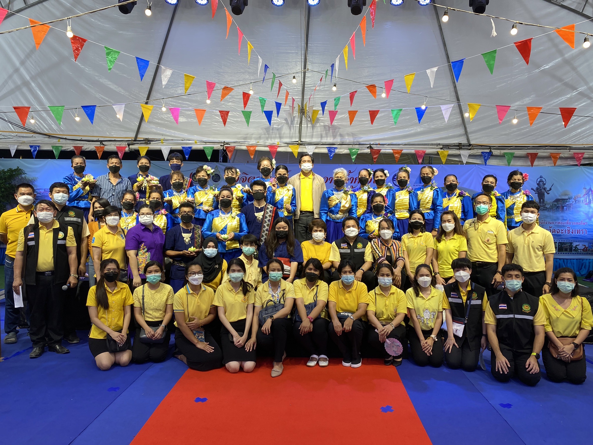 ฉะเชิงเทรา ส่งเสริมและรณรงค์การสวมใส่ผ้าไทย “ผ้าไทย ใส่ให้สนุก” ??