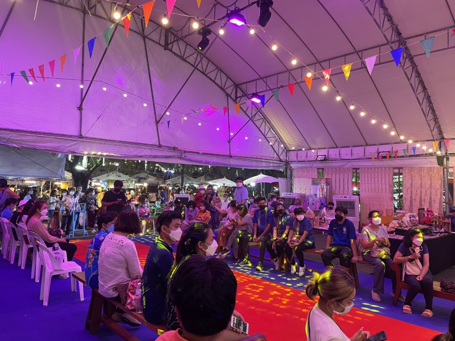 ฉะเชิงเทรา ส่งเสริมและรณรงค์การสวมใส่ผ้าไทย “ผ้าไทย ใส่ให้สนุก” ??