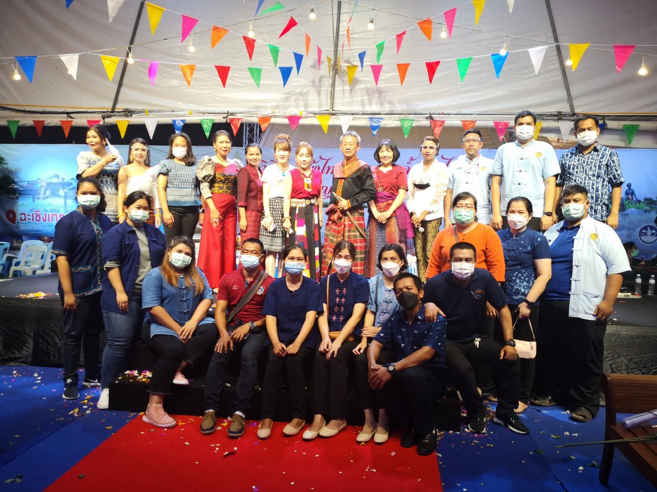 ฉะเชิงเทรา ส่งเสริมและรณรงค์การสวมใส่ผ้าไทย “ผ้าไทย ใส่ให้สนุก” ??