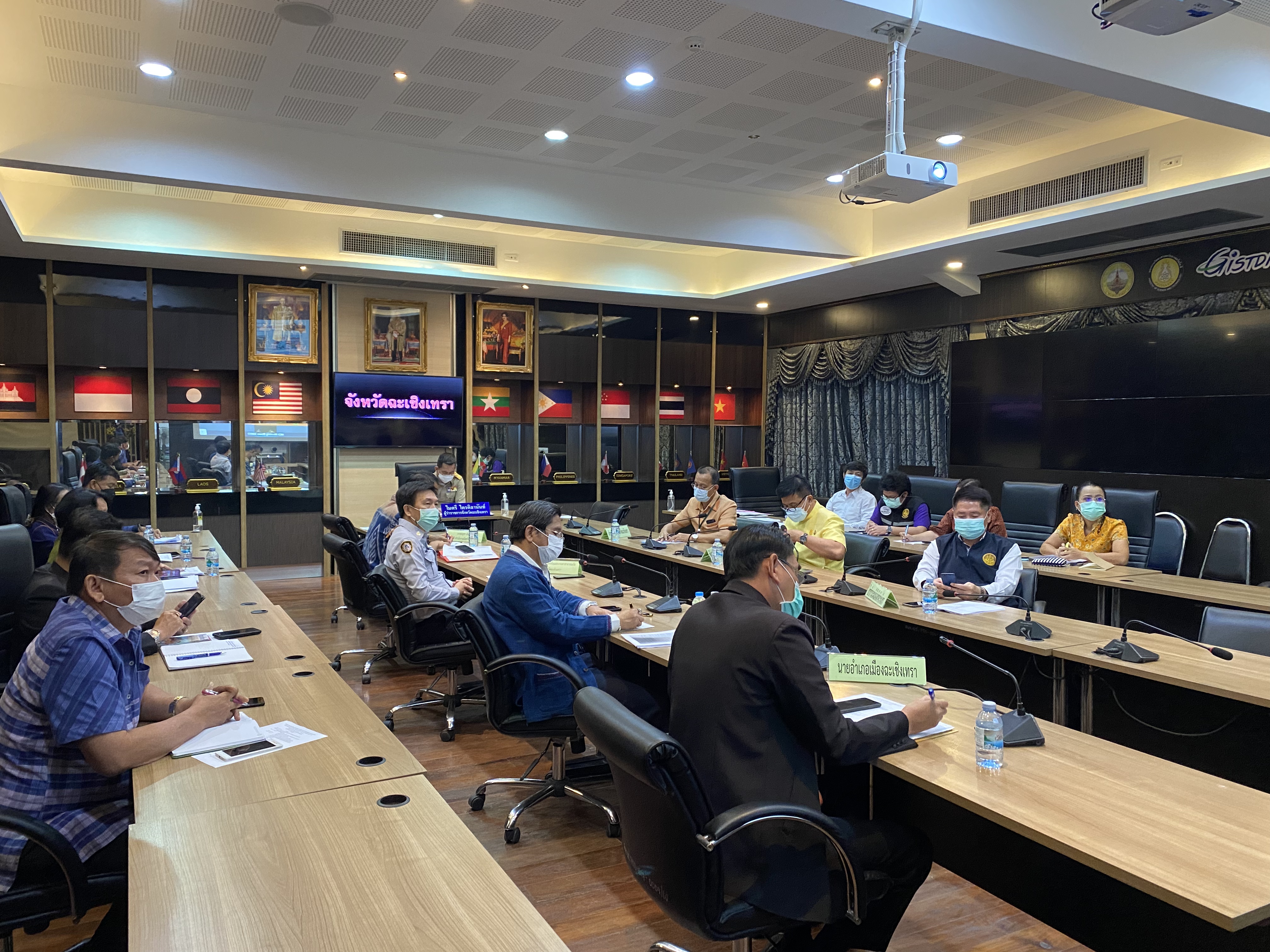 ??พช.ฉะเชิงเทรา ร่วมประชุมขับเคลื่อนและติดตามนโยบายของรัฐบาล และภารกิจสำคัญของกระทรวงมหาดไทย ประจำปีงบประมาณ พ.ศ. 2565 ผ่านระบบวีดิทัศน์ทางไกล (VCS)