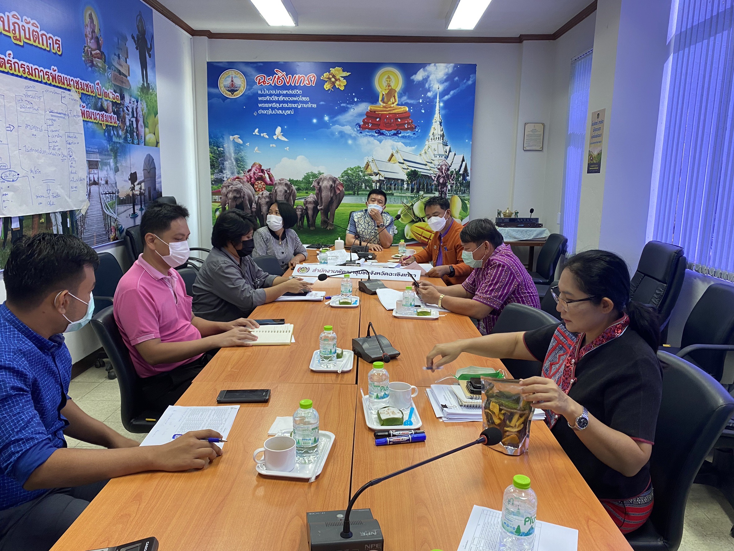 ???ฉะเชิงเทรา บูรณาข้อมูล เพื่อขับเคลื่อนการขจัดความยากจนและพัฒนาคนทุกช่วงวัยอย่างยั่งยืนตามหลักปรัชญาของเศรษฐกิจพอเพียง