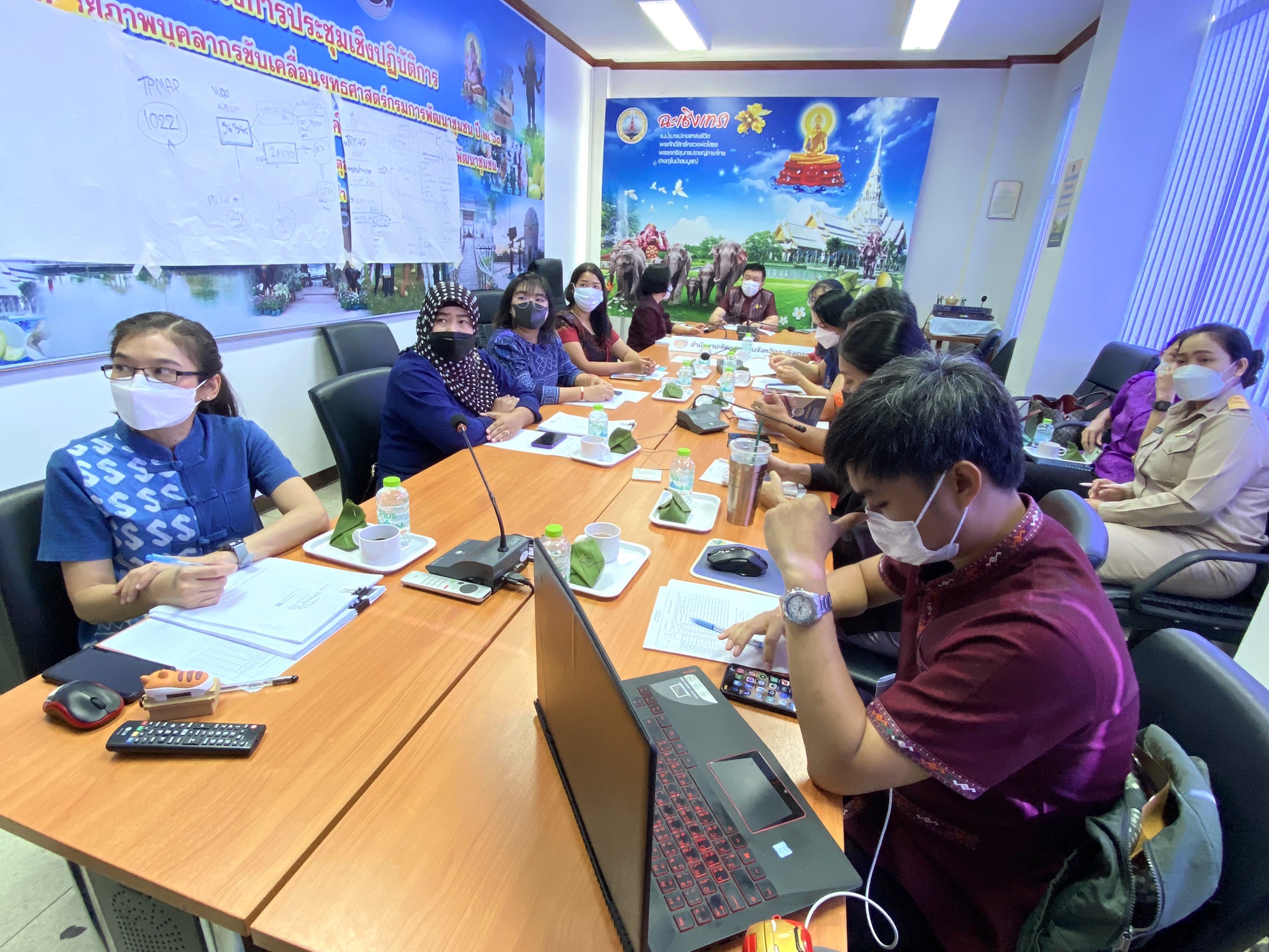 ???‍?พช.ฉะเชิงเทรา เข้าร่วมการอบรมการใช้งานระบบ TPMAP Logbook ผ่านระบบ Zoom Cloud Meeting