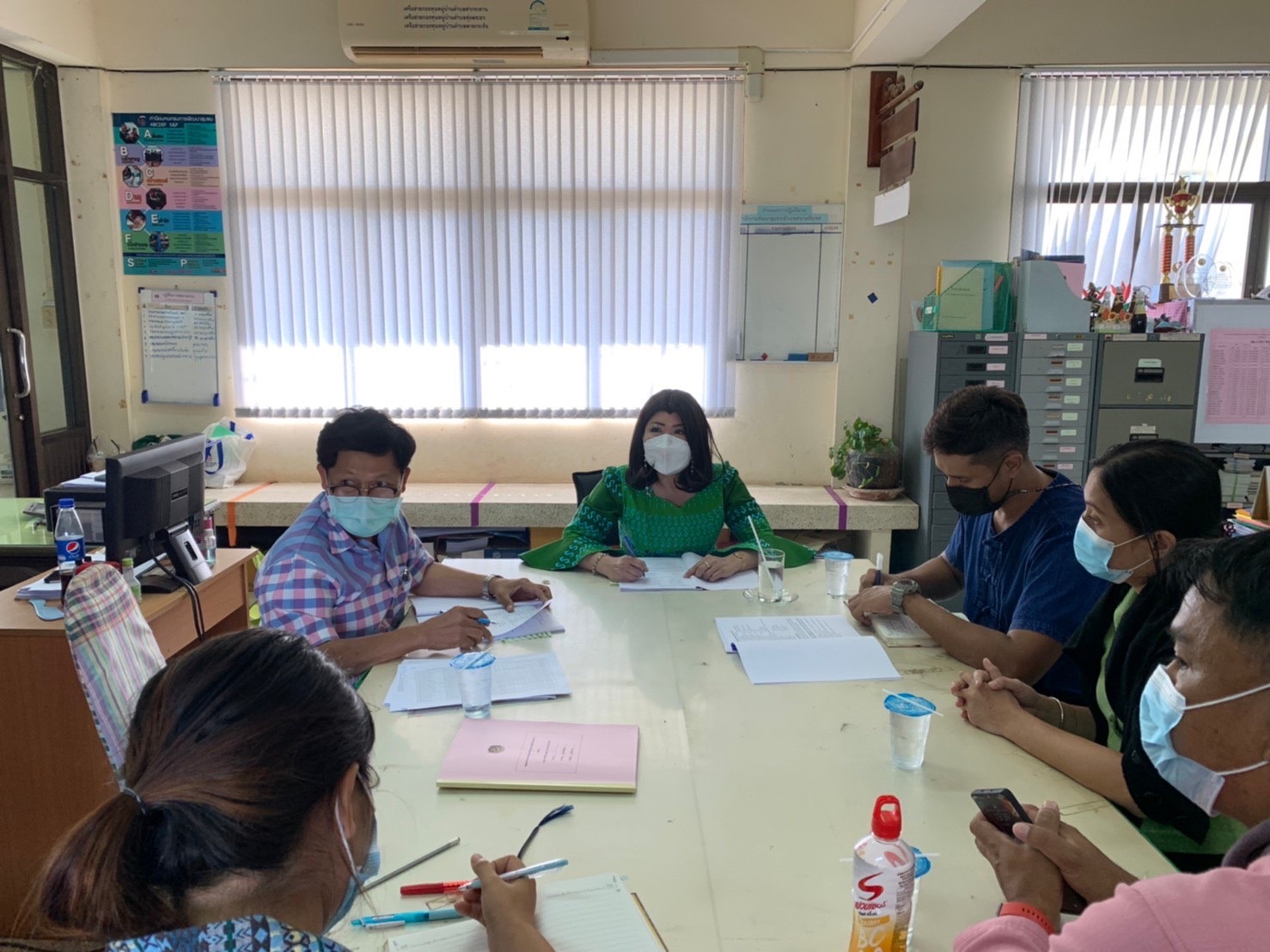 ?? ผู้ตรวจราชการกรมการพัฒนาชุมชนลงพื้นที่ติดตามการดำเนินงานของสำนักงานพัฒนาชุมชนอำเภอสนามชัยเขต