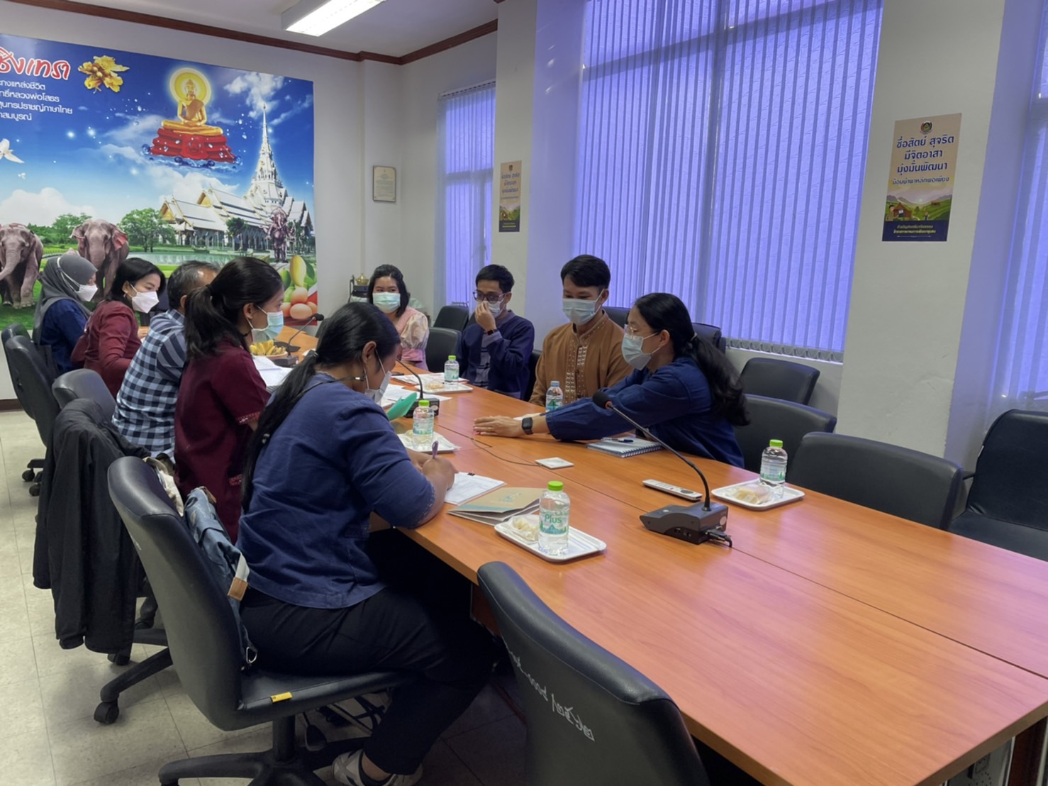 ??พช.ฉะเชิงเทรา ร่วมประชุมวิเคราะห์ความต้องการของผู้ใช้งานระบบโปรแกรมบันทึกและประมวลผล และระบบรายงานข้อมูล จปฐ. และข้อมูล กชช. 2ค สำหรับใช้จัดเก็บข้อมูลห้วงแผนพัฒนาเศรษฐกิจและสังคมแห่งชาติ ฉบับที่ 13 ผ่านระบบวิดีทัศน์ทางไกล (Video Conference)