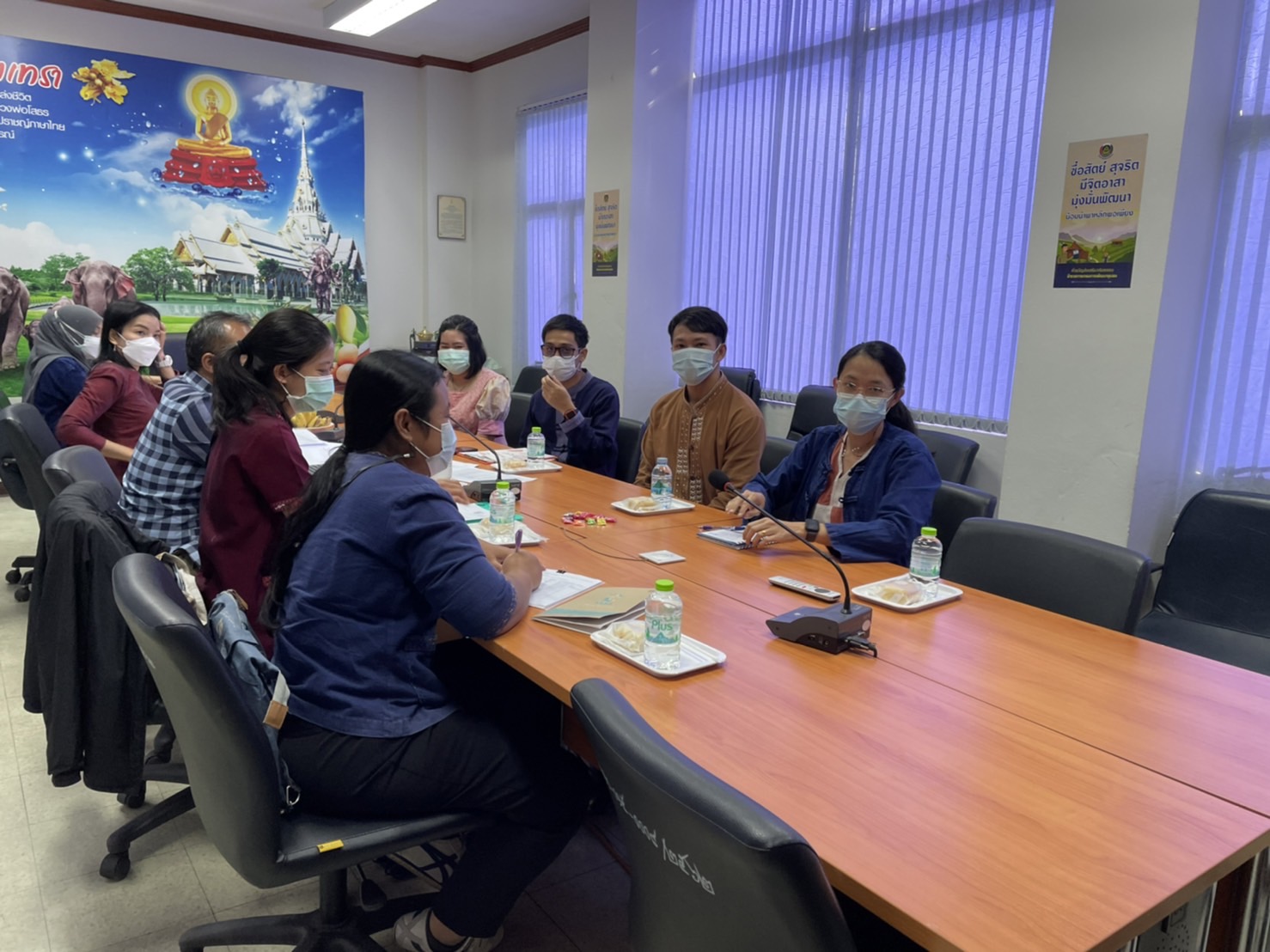 ??พช.ฉะเชิงเทรา ร่วมประชุมวิเคราะห์ความต้องการของผู้ใช้งานระบบโปรแกรมบันทึกและประมวลผล และระบบรายงานข้อมูล จปฐ. และข้อมูล กชช. 2ค สำหรับใช้จัดเก็บข้อมูลห้วงแผนพัฒนาเศรษฐกิจและสังคมแห่งชาติ ฉบับที่ 13 ผ่านระบบวิดีทัศน์ทางไกล (Video Conference)