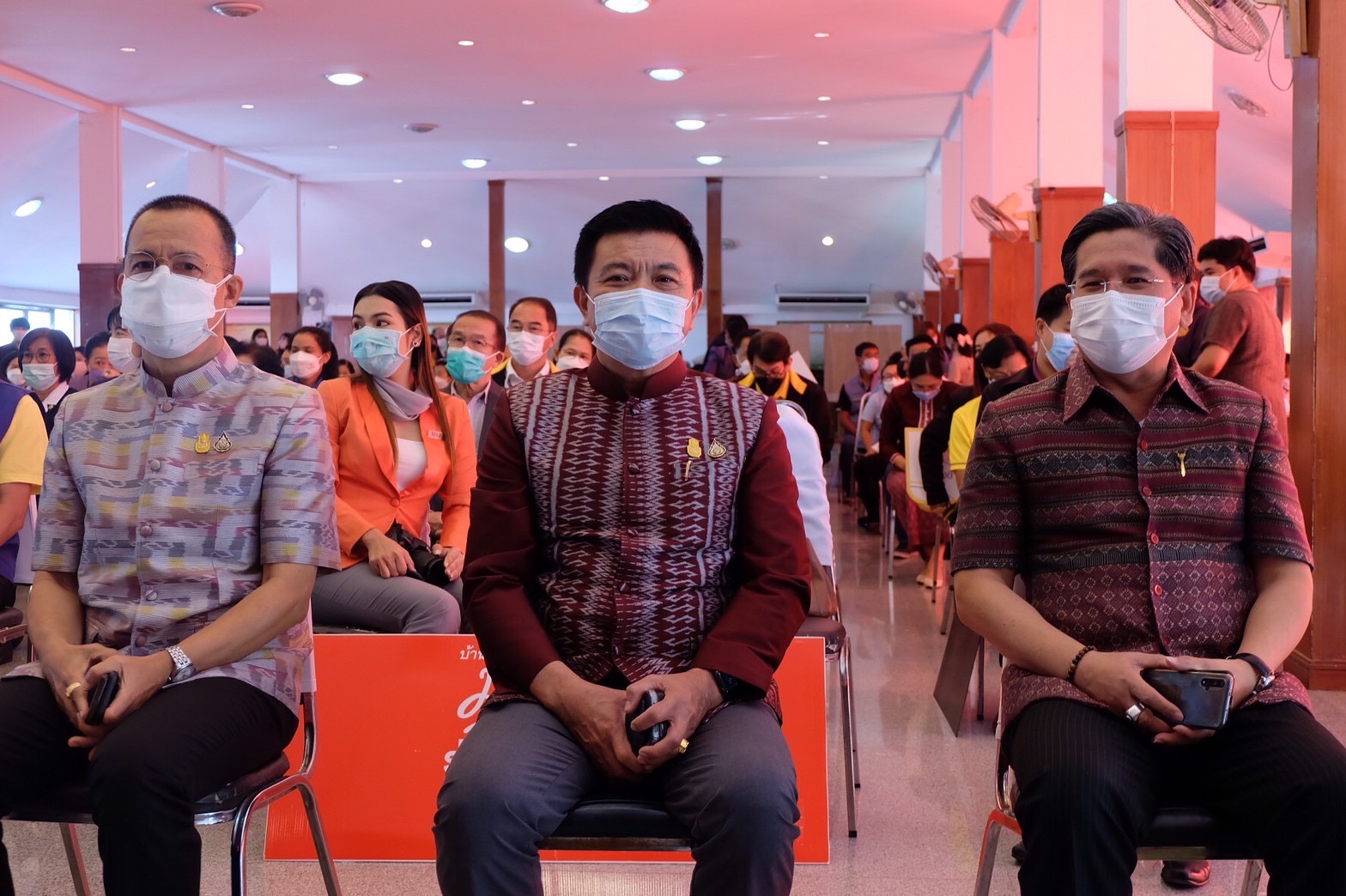 ??พช.ฉะเชิงเทรา ร่วมงาน “วันรวมน้ำใจ สู่กาชาด ประจำปีงบประมาณ 2565”