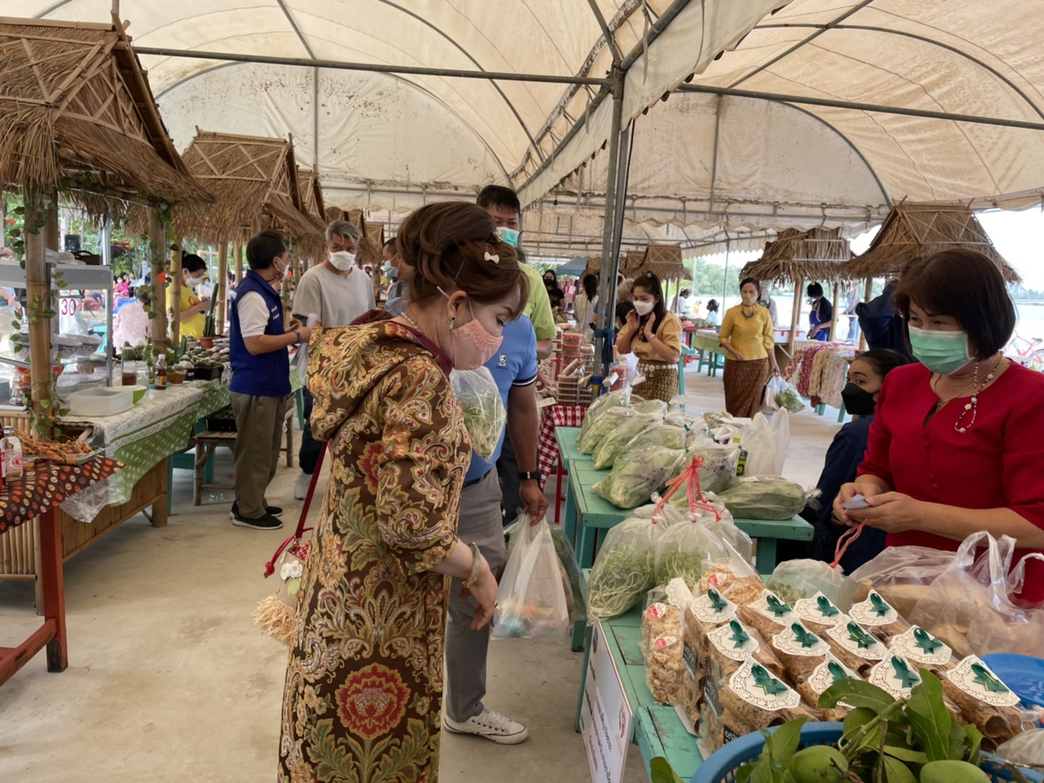 ??พช.ฉะเชิงเทรา จัดโครงการส่งเสริมช่องทางการตลาดผลิตภัณฑ์กลุ่มอาชีพสมาชิกกองทุนพัฒนาบทบาทสตรี ครั้งที่ 1