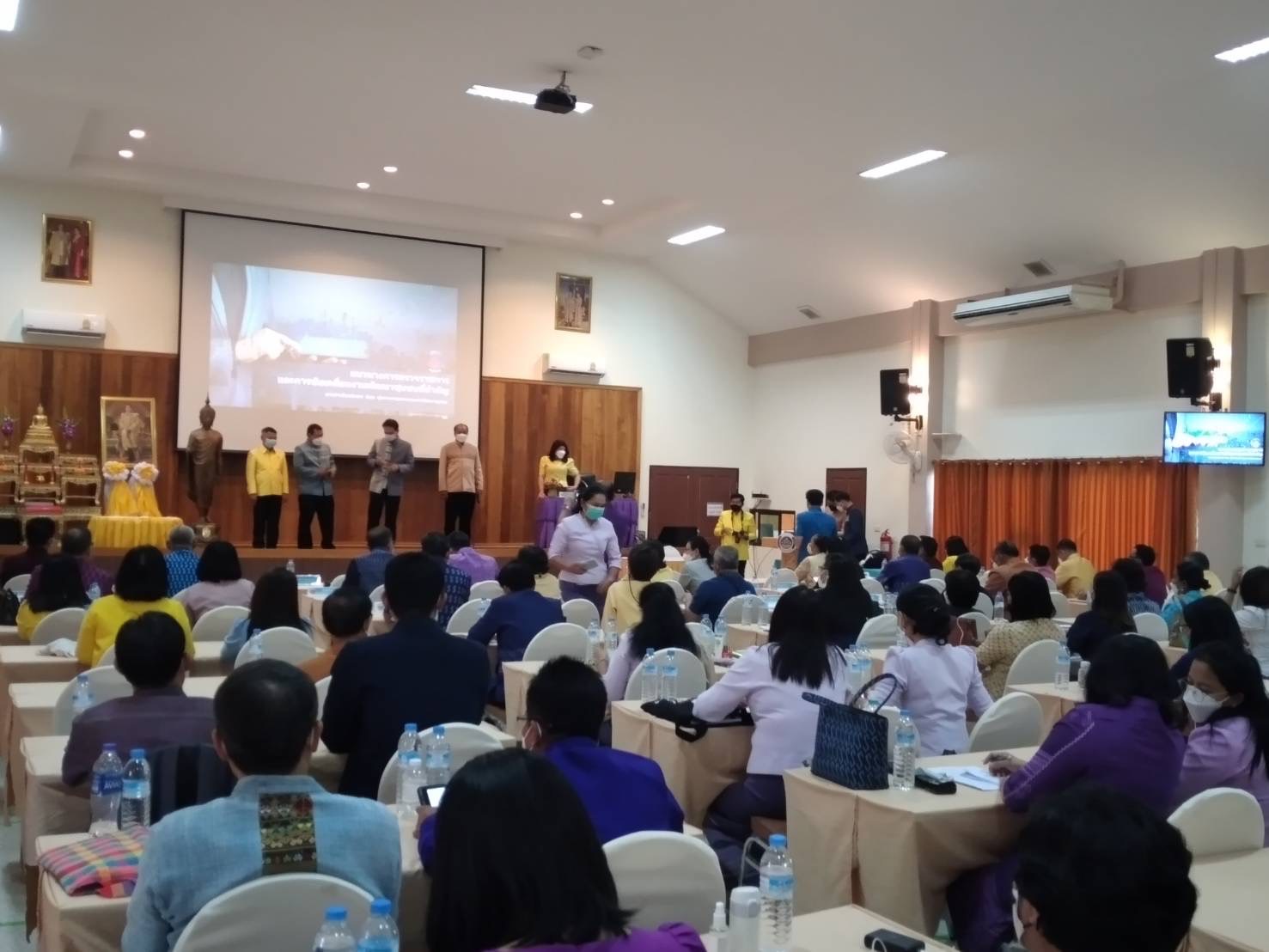 ?? พช.ฉะเชิงเทรา ร่วมประชุมเชิงปฏิบัติการตรวจติดตามผลการดำเนินงานของหน่วยรับตรวจ รายไตรมาส ครั้งที่ 1/2565