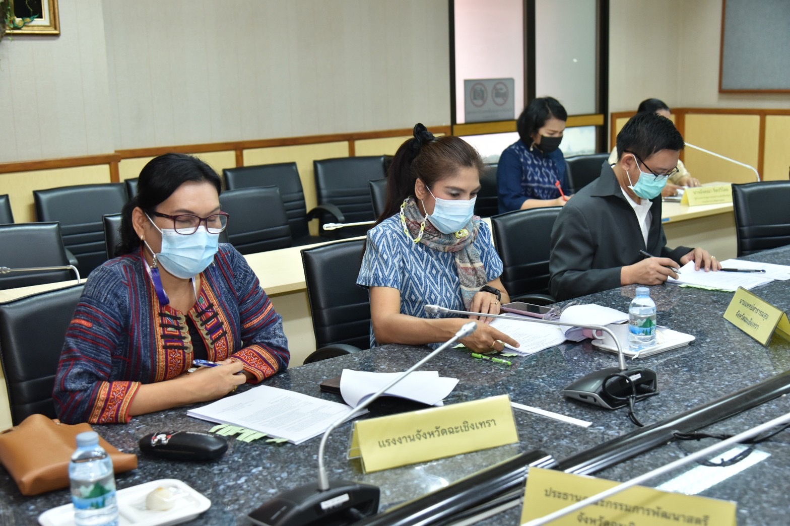 ?? พช. ฉะเชิงเทรา ประชุมคณะกรรมการบริหารกองทุนพัฒนาเด็กชนบทในพระราชูปถัมภ์สมเด็จพระเทพรัตนราชสุดาฯ สยามบรมราชกุมารี จังหวัดฉะเชิงเทรา ครั้งที่ 2/2564