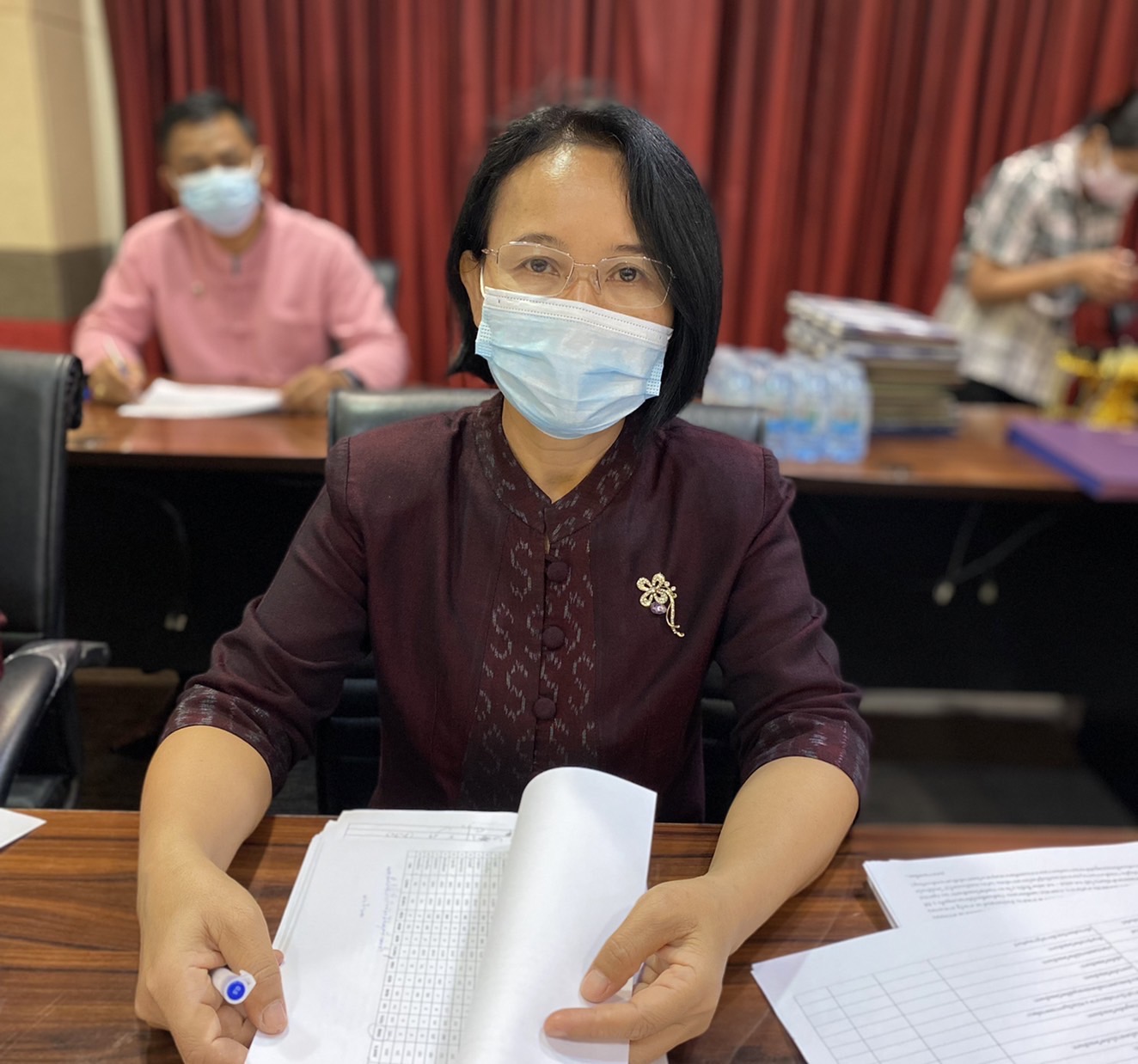 ???‍?‍?‍?พช.ฉะเชิงเทรา ประชุมคณะกรรมการบริหารศูนย์อำนวยการขจัดความยากจนและพัฒนาคนทุกช่วงวัยอย่างยั่งยืนตามหลักปรัชญาของเศรษฐกิจพอเพียงจังหวัดฉะเชิงเทราครั้งที่ 1/2565 และได้บันทึกข้อตกลงความร่วมมือ MOU ระหว่าง 28 หน่วยงาน