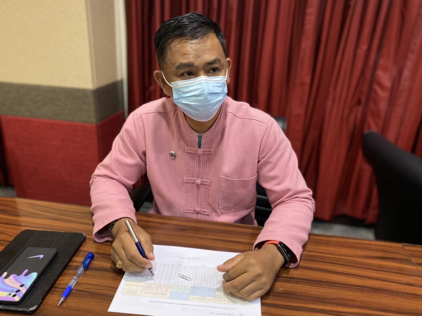 ???‍?‍?‍?พช.ฉะเชิงเทรา ประชุมคณะกรรมการบริหารศูนย์อำนวยการขจัดความยากจนและพัฒนาคนทุกช่วงวัยอย่างยั่งยืนตามหลักปรัชญาของเศรษฐกิจพอเพียงจังหวัดฉะเชิงเทราครั้งที่ 1/2565 และได้บันทึกข้อตกลงความร่วมมือ MOU ระหว่าง 28 หน่วยงาน