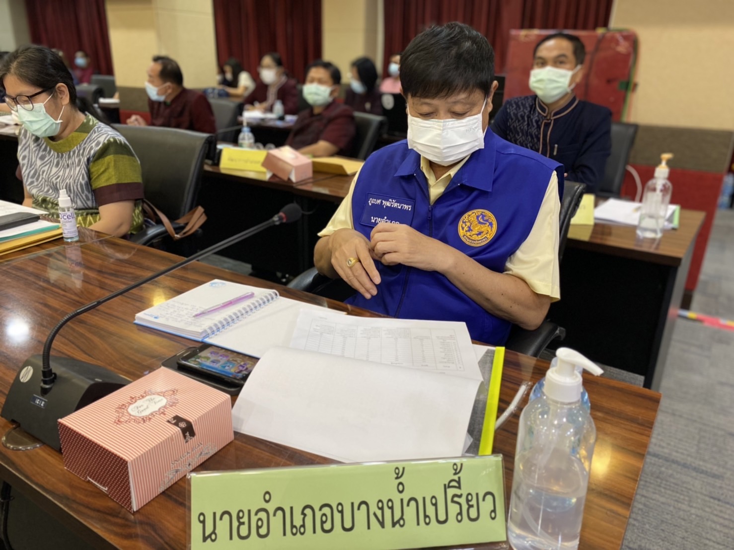 ???‍?‍?‍?พช.ฉะเชิงเทรา ประชุมคณะกรรมการบริหารศูนย์อำนวยการขจัดความยากจนและพัฒนาคนทุกช่วงวัยอย่างยั่งยืนตามหลักปรัชญาของเศรษฐกิจพอเพียงจังหวัดฉะเชิงเทราครั้งที่ 1/2565 และได้บันทึกข้อตกลงความร่วมมือ MOU ระหว่าง 28 หน่วยงาน