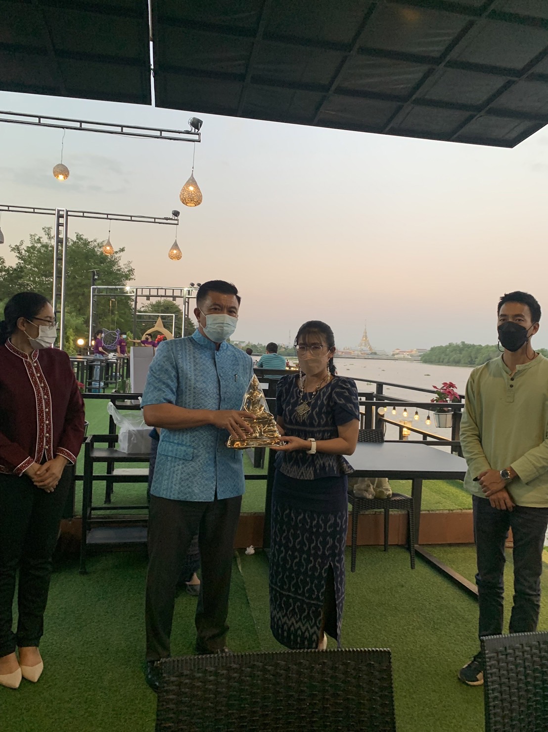 ??พช.ฉะเชิงเทรา ร่วมแสดงความยินดีข้าราชการโยกย้ายไปดำรงตำแหน่งและปฏิบัติหน้าที่ ณ สังกัดใหม่ ตามคำสั่งกรมการพัฒนาชุมชน