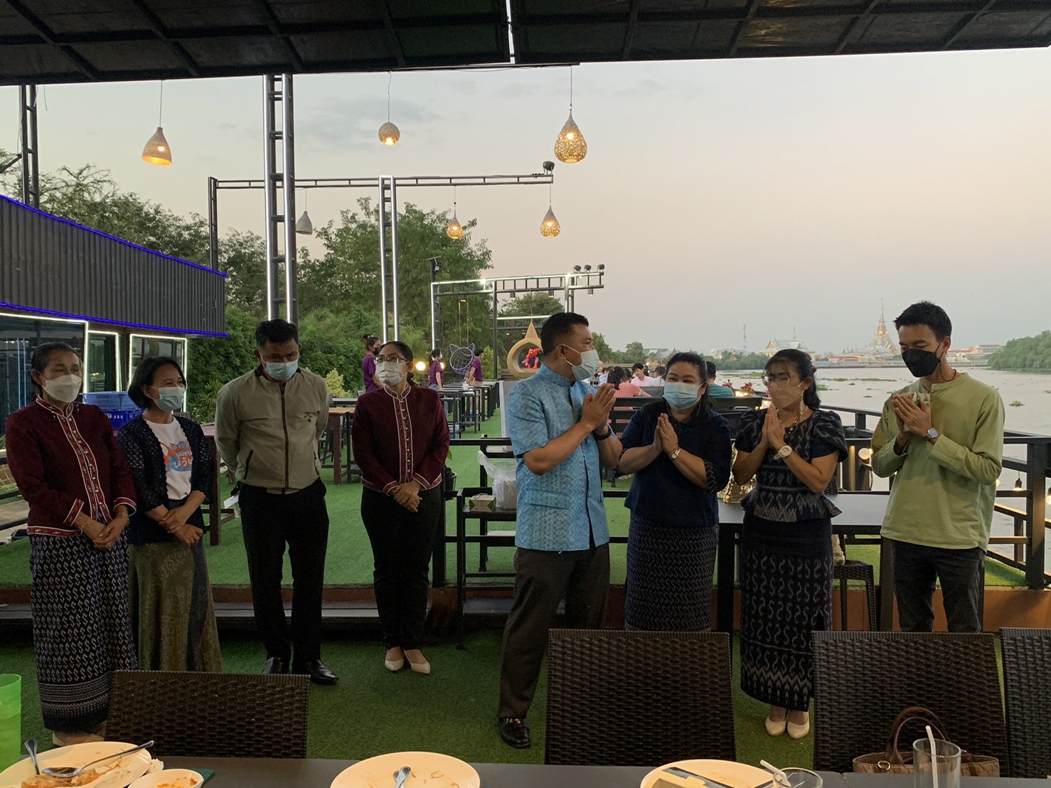 ??พช.ฉะเชิงเทรา ร่วมแสดงความยินดีข้าราชการโยกย้ายไปดำรงตำแหน่งและปฏิบัติหน้าที่ ณ สังกัดใหม่ ตามคำสั่งกรมการพัฒนาชุมชน