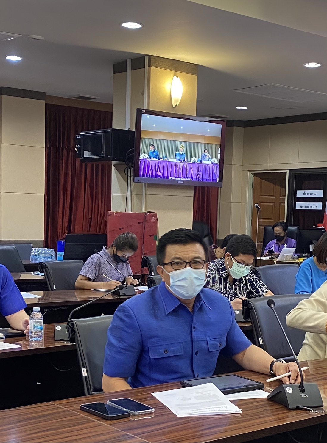 ???พช.ฉะเชิงเทรา ประชุมขับเคลื่อนและติดตามนโยบายสำคัญของรัฐบาลและภารกิจสำคัญของกระทรวงมหาดไทย ประจำปีงบประมาณ พ.ศ.2565 ผ่านระบบวีดิทัศน์ทางไกล (VCS)