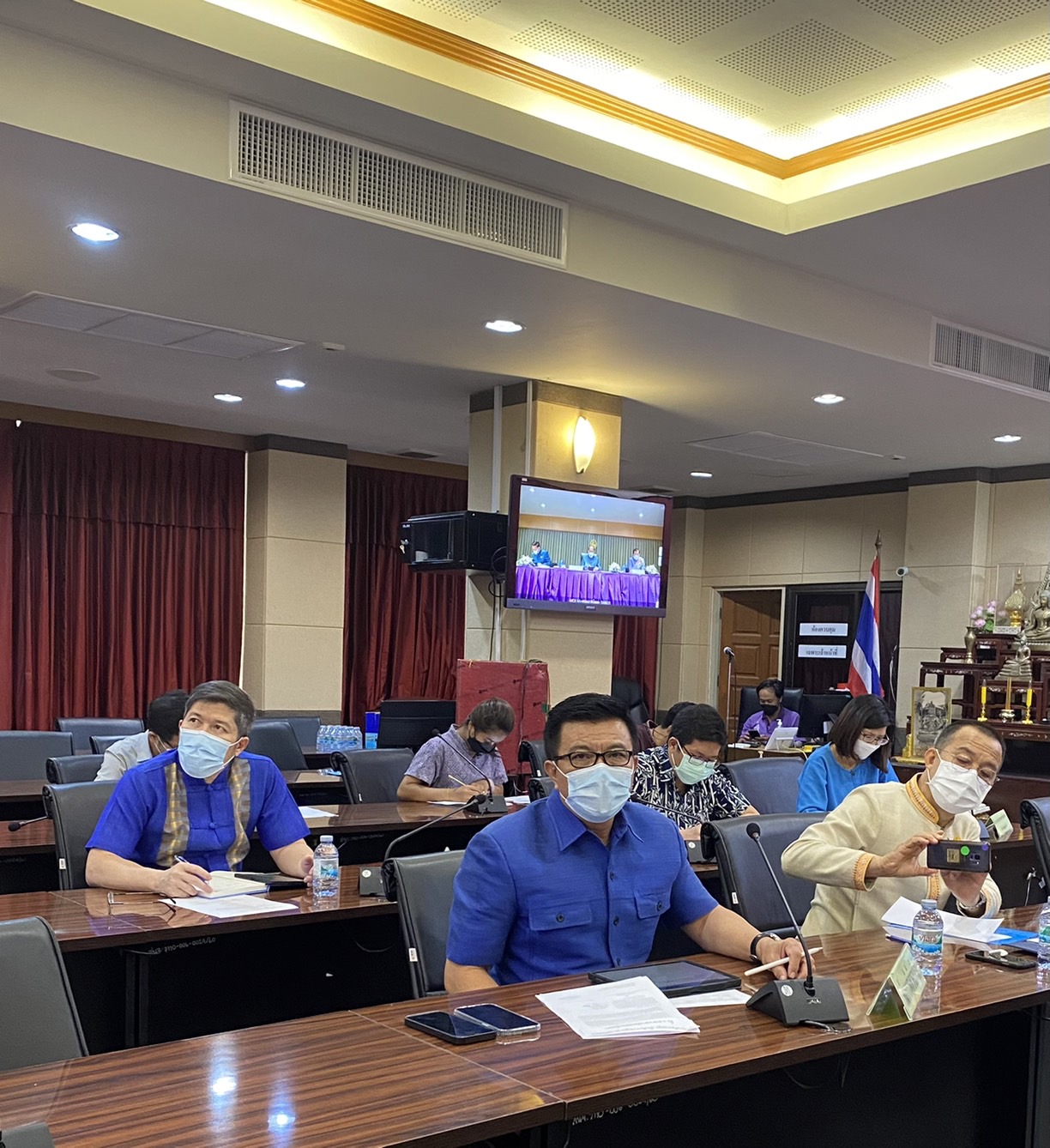 ???พช.ฉะเชิงเทรา ประชุมขับเคลื่อนและติดตามนโยบายสำคัญของรัฐบาลและภารกิจสำคัญของกระทรวงมหาดไทย ประจำปีงบประมาณ พ.ศ.2565 ผ่านระบบวีดิทัศน์ทางไกล (VCS)