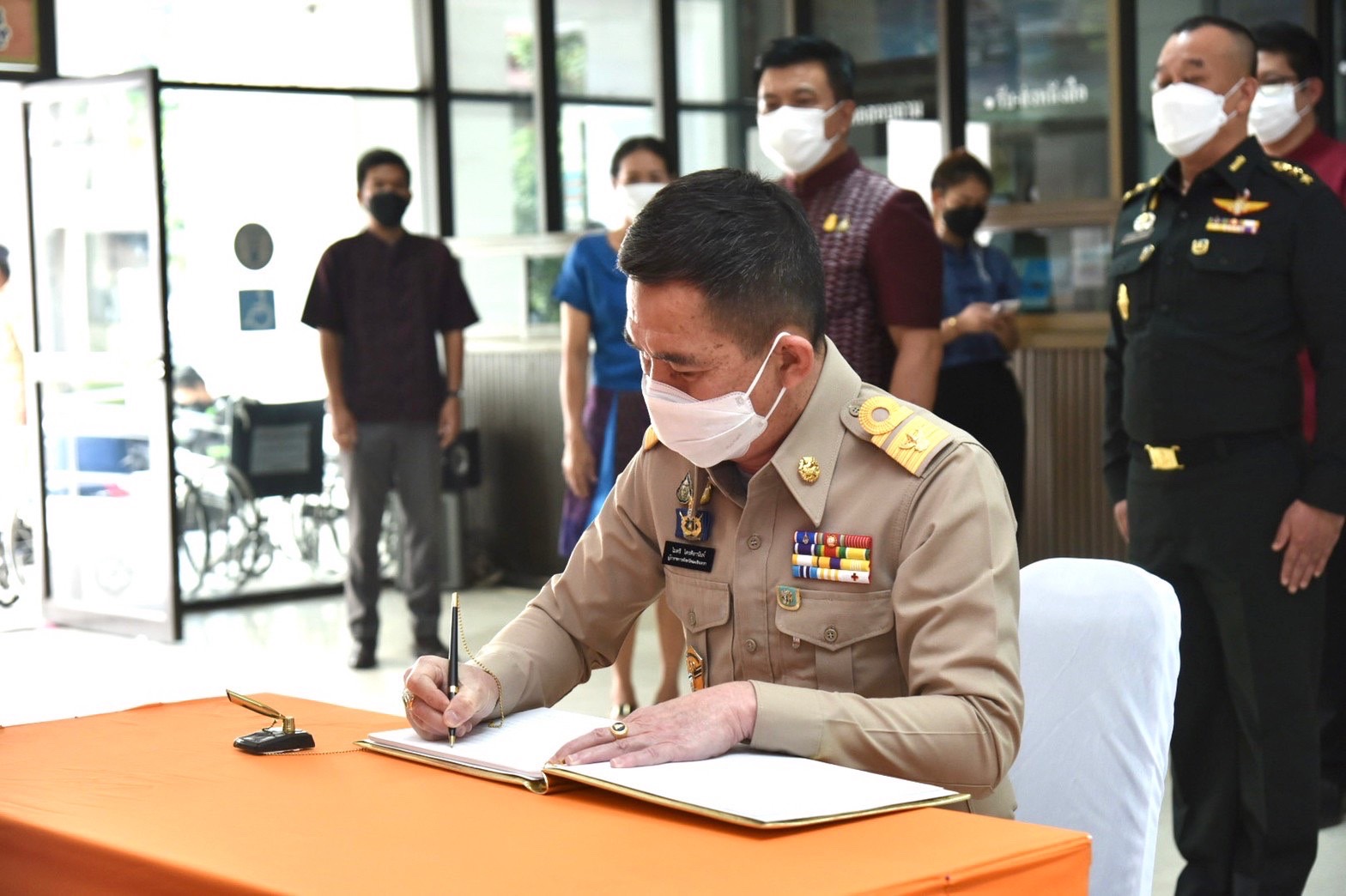 ???พช.ฉะเชิงเทรา ร่วมกิจกรรมเฉลิมพระเกียรติเนื่องในโอกาสวันคล้ายวันประสูติสมเด็จพระเจ้าลูกเธอเจ้าฟ้าสิริวัณณวรี นารีรัตนราชกัญญา