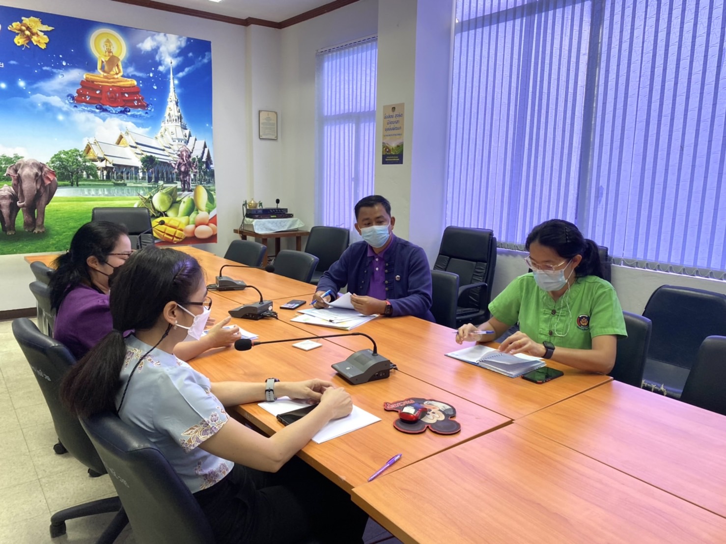 ??พช.ฉะเชิงเทรา ร่วมประชุม Kick off KM challenge การสร้างองค์กรแห่งการเรียนรู้ และโครงการเสริมสร้างและพัฒนาผู้นําการเปลี่ยนแปลง ประจําปีงบประมาณ พ.ศ.2565 ผ่านระบบออนไลน์ Zoom Cloud Meeting