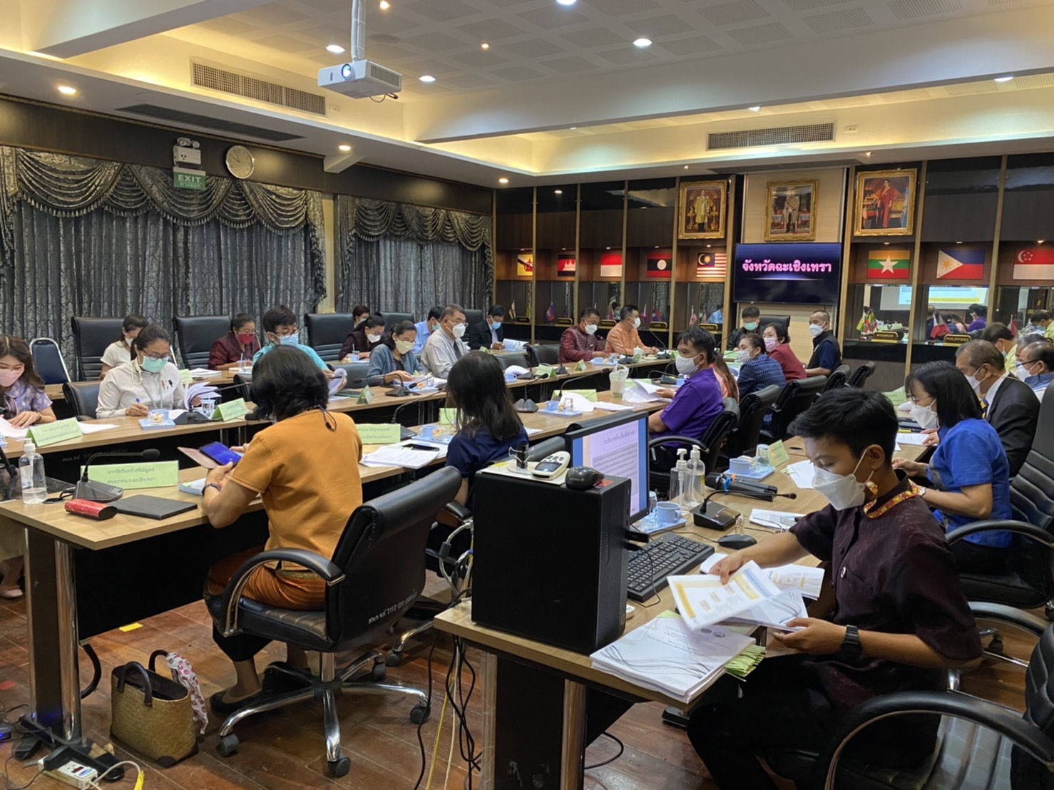 ???พช.ฉะเชิงเทรา ประชุมคณะกรรมการคัดเลือกหมู่บ้านต้นแบบการพัฒนาตามแนวพระราชดำริ ระดับจังหวัด ครั้งที่ 1/2565