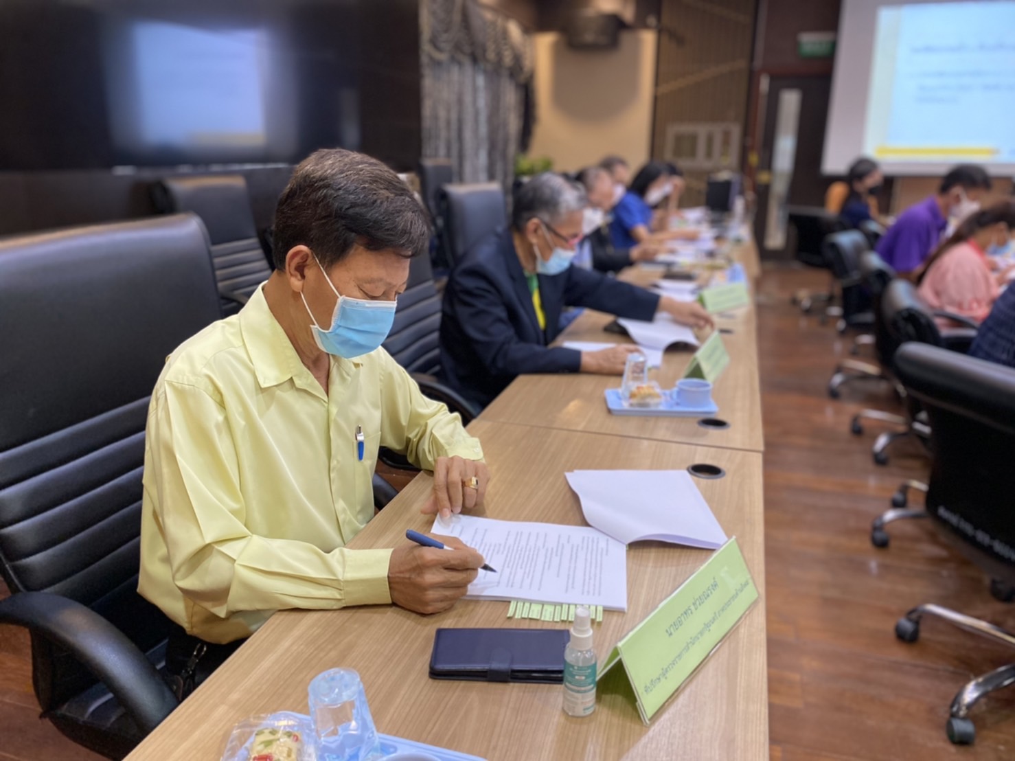 ???พช.ฉะเชิงเทรา ประชุมคณะกรรมการคัดเลือกหมู่บ้านต้นแบบการพัฒนาตามแนวพระราชดำริ ระดับจังหวัด ครั้งที่ 1/2565