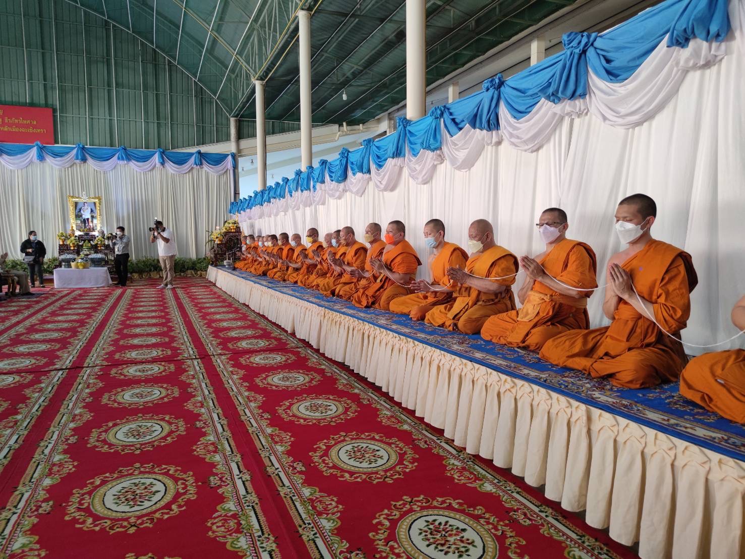 พช.ฉะเชิงเทรา ร่วมพิธีเจริญพระพุทธมนต์เพื่อความเป็นสิริมงคล เนื่องในวันคล้ายวันเกิด เจ้าคุณพระสินีนาฏ พิลาสกัลยาณี