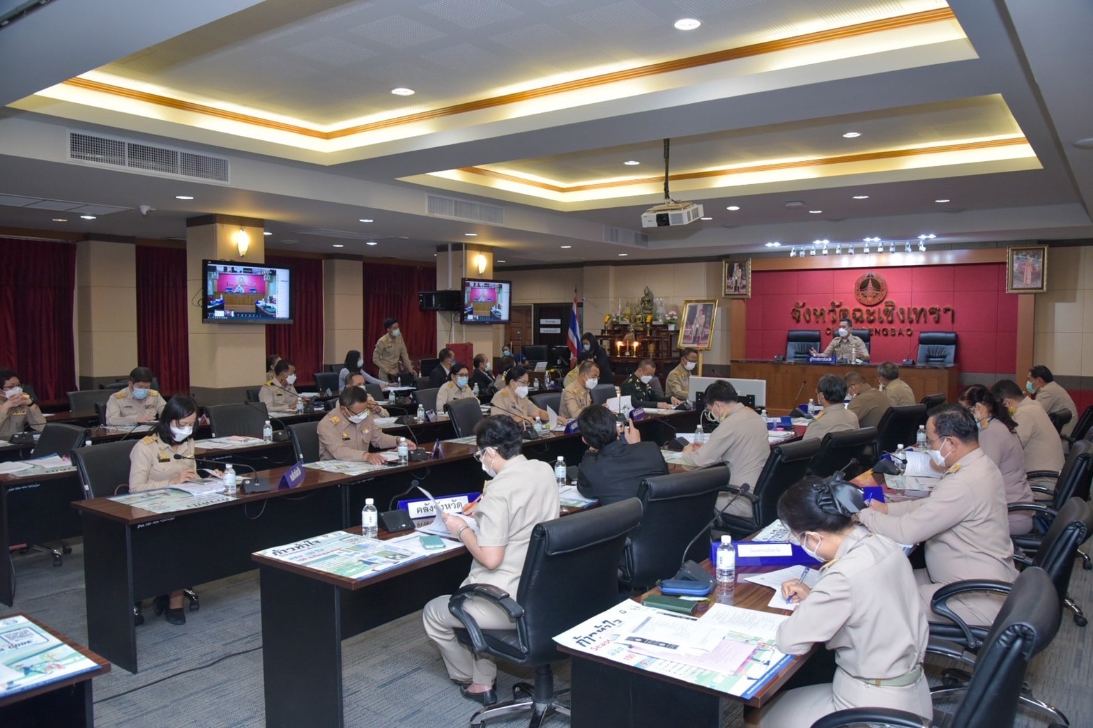 ??‍???‍?พัฒนาชุมชนจังหวัดฉะเชิงเทรา ประชุมหัวหน้าส่วนราชการจังหวัดฉะเชิงเทรา ครั้งที่ 1/2565