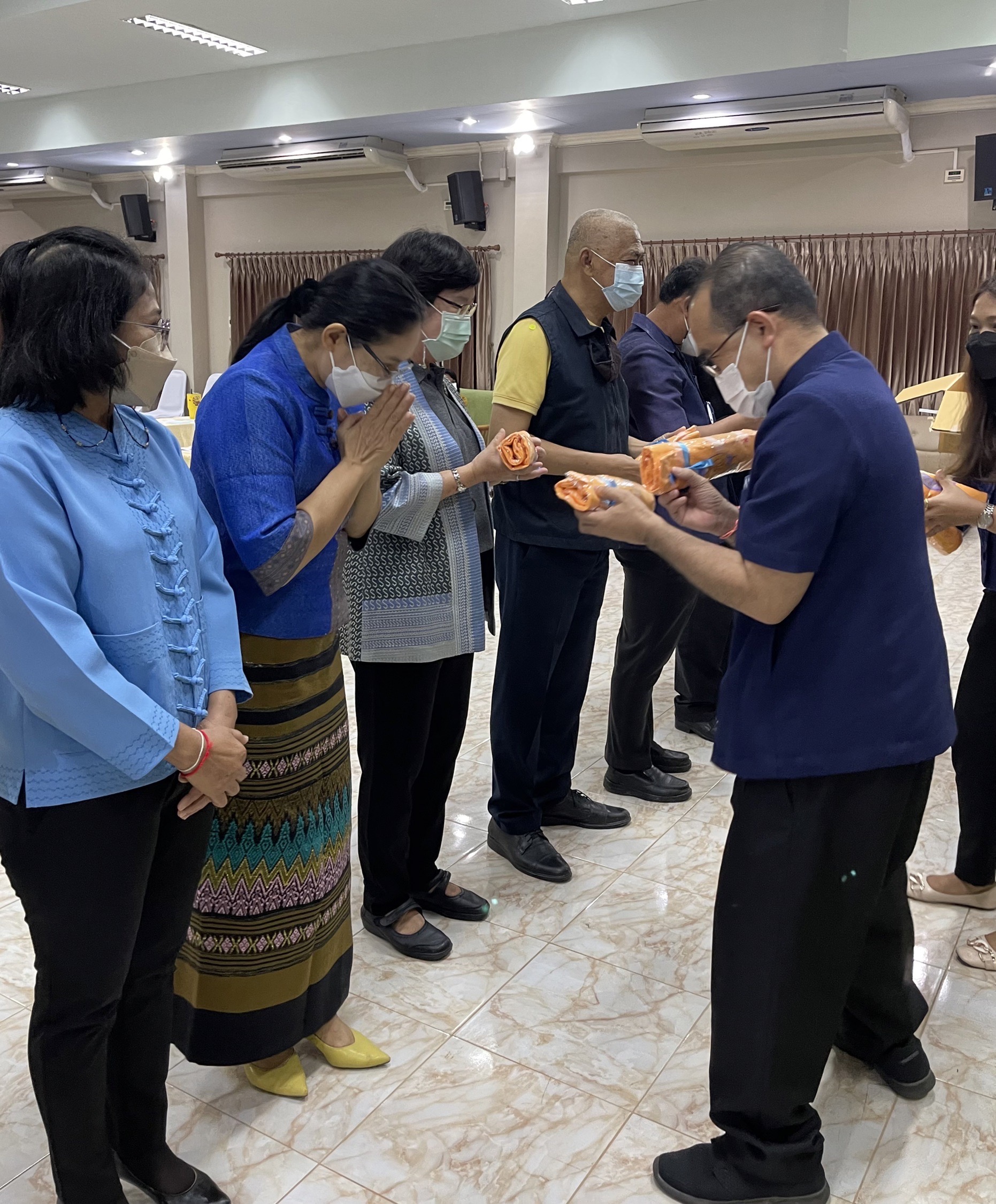 ???สพจ .ฉะเชิงเทรา ร่วมประชุมเชิงปฏิบัติการพัฒนาศักยภาพเจ้าหน้าที่กรมการพัฒนาชุมชน