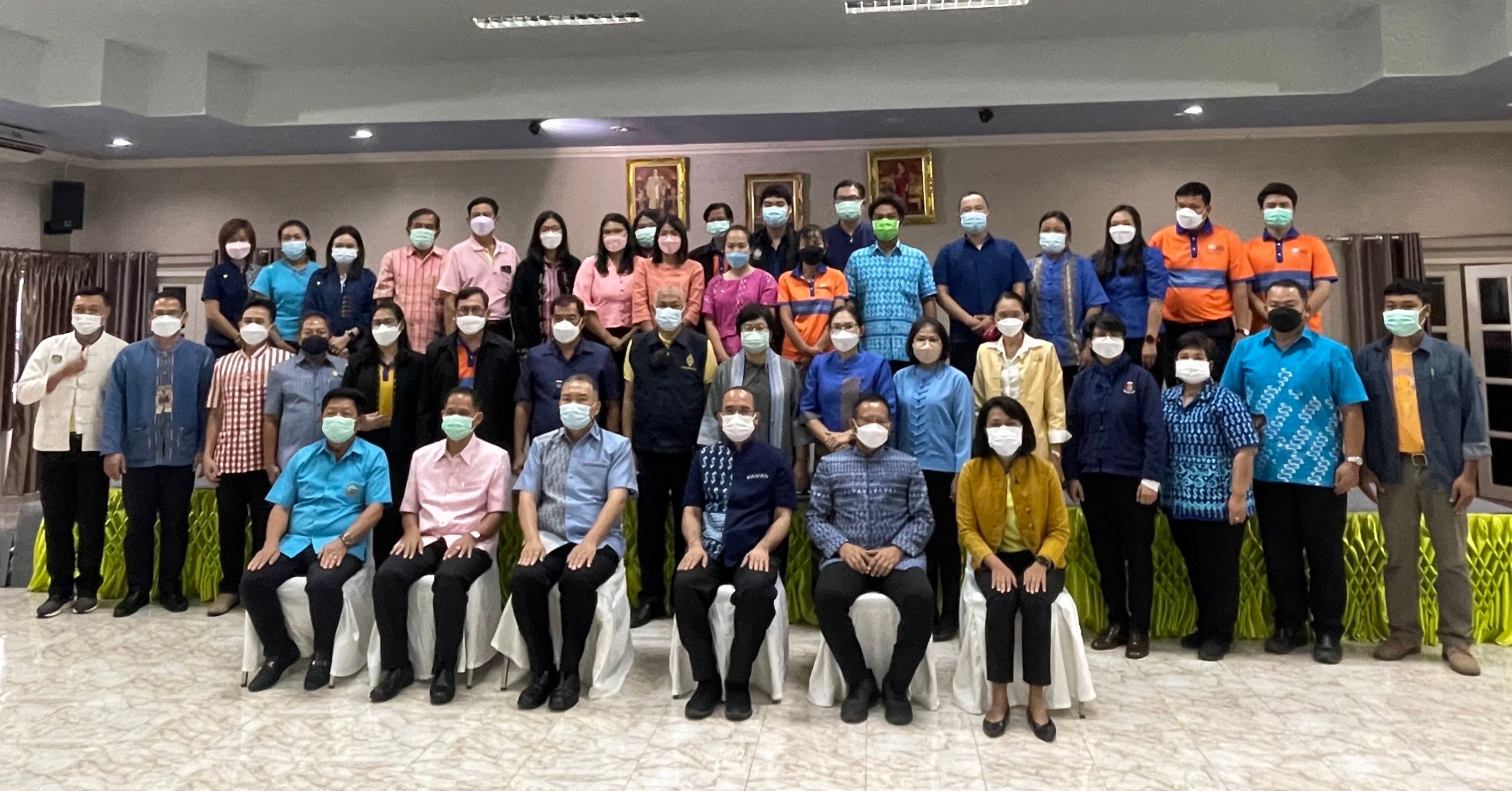 ???สพจ .ฉะเชิงเทรา ร่วมประชุมเชิงปฏิบัติการพัฒนาศักยภาพเจ้าหน้าที่กรมการพัฒนาชุมชน