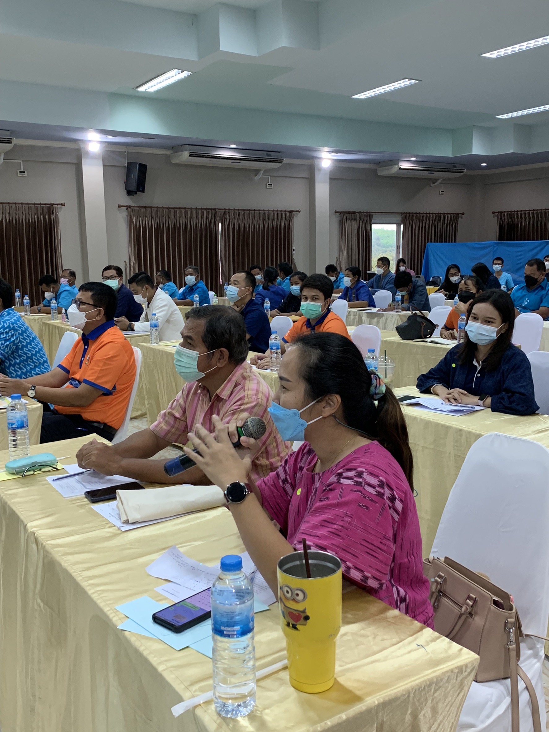 ???สพจ .ฉะเชิงเทรา ร่วมประชุมเชิงปฏิบัติการพัฒนาศักยภาพเจ้าหน้าที่กรมการพัฒนาชุมชน