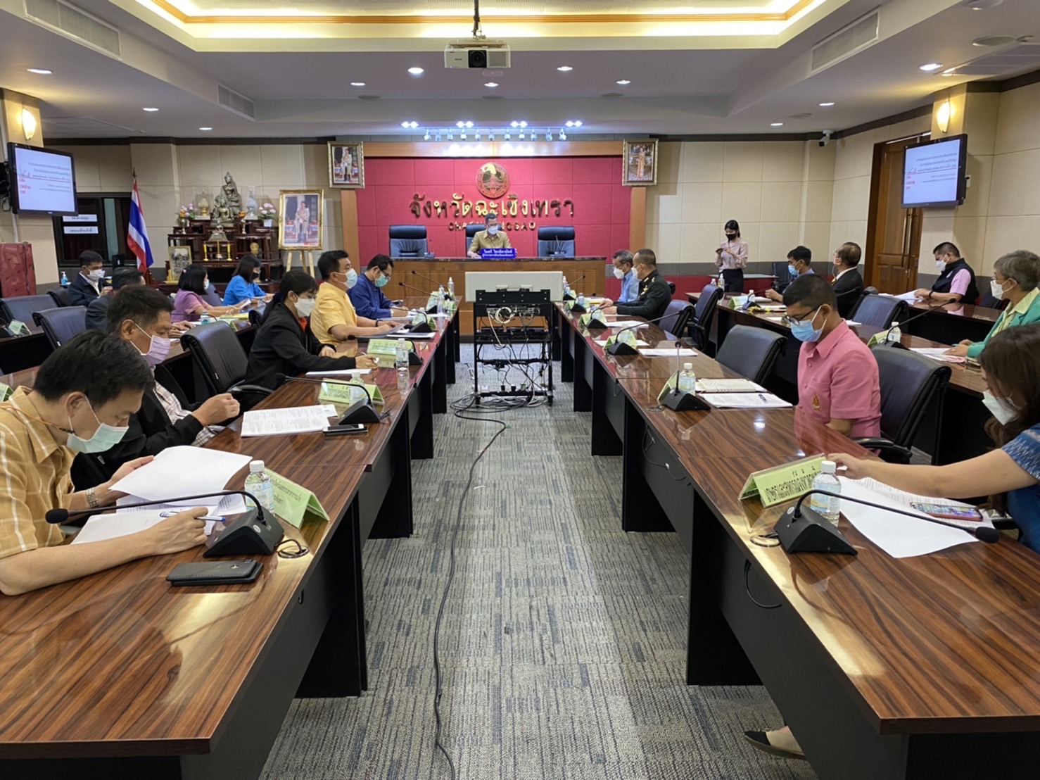 ???พช.ฉะเชิงเทรา ร่วมประชุมคณะกรรมการประสานงานการขับเคลื่อนและขยายผลโครงการอันเนื่องมาจากพระราชดำริและหลักปรัชญาของเศรษฐกิจพอเพียง ครั้งที่ 1/2565