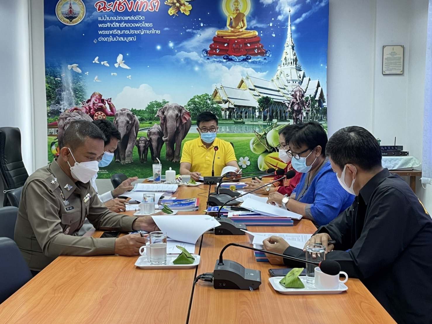 ???พช.ฉะเชิงเทรา ประชุมคณะทำงานประกวดและคัดเลือกหมู่บ้านกองทุนแม่ของแผ่นดินดีเด่นระดับจังหวัด ประจำปีงบประมาณ พ.ศ.2565 ครั้งที่ 1/2565