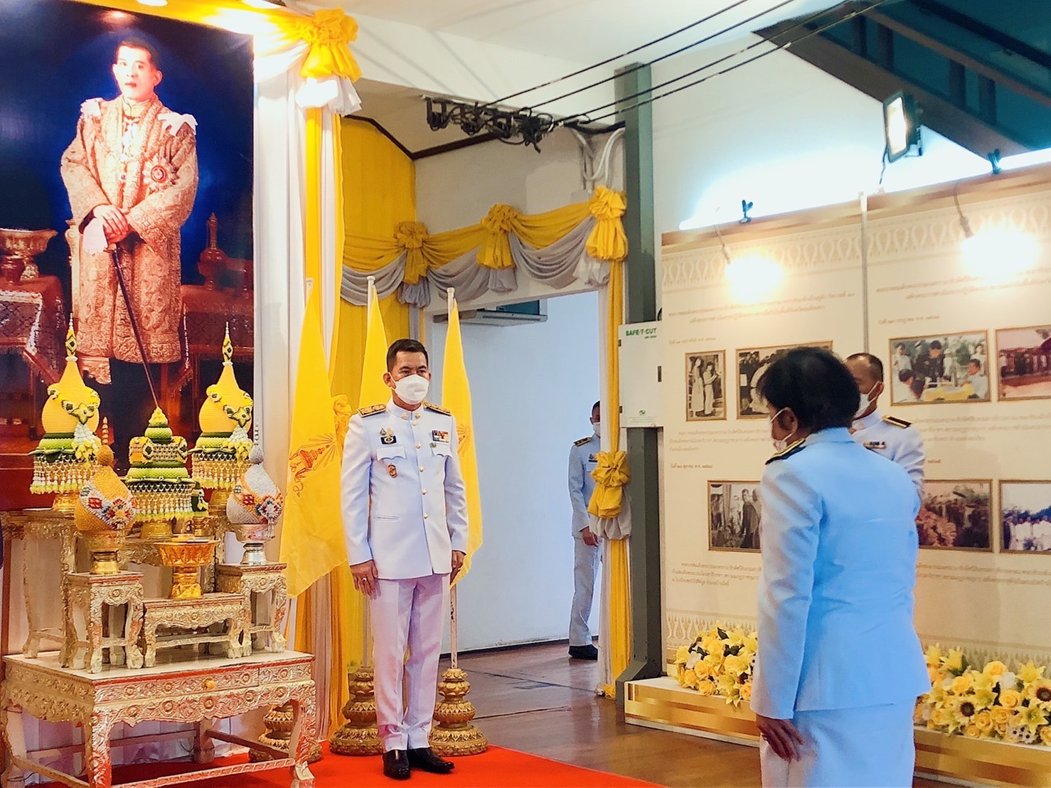 ?พช.ฉะเชิงเทรา ร่วมพิธีมอบปฏิทินหลวงพุทธศักราช 2565 พระราชสำหรับความสุขปีใหม่