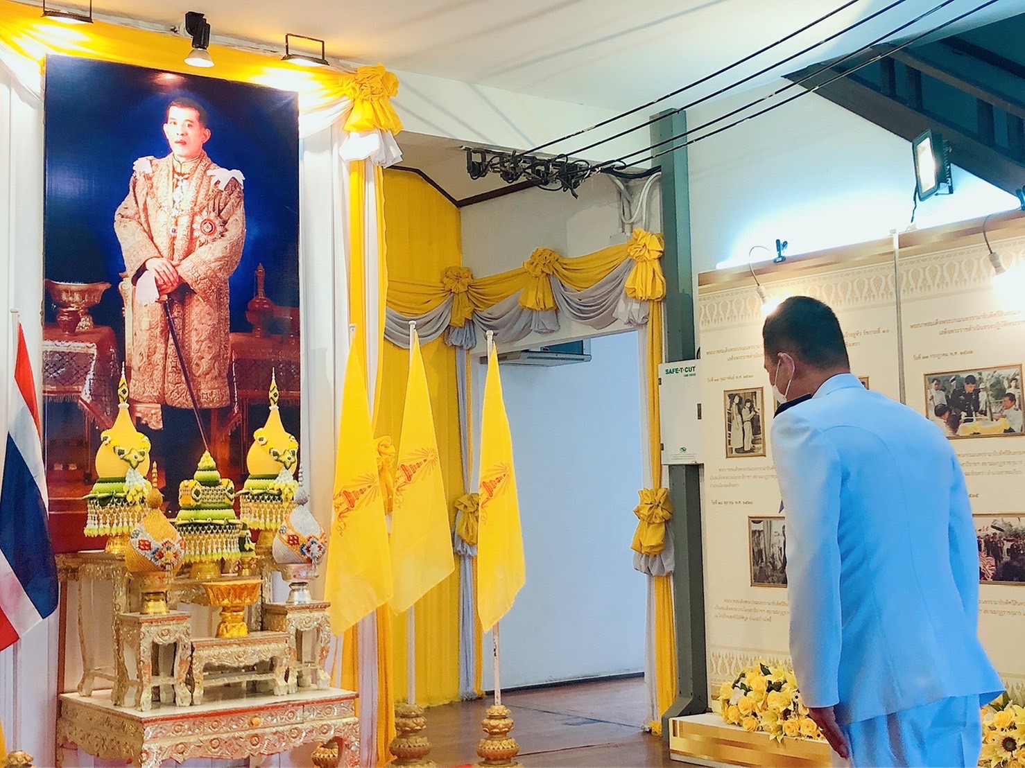?พช.ฉะเชิงเทรา ร่วมพิธีมอบปฏิทินหลวงพุทธศักราช 2565 พระราชสำหรับความสุขปีใหม่