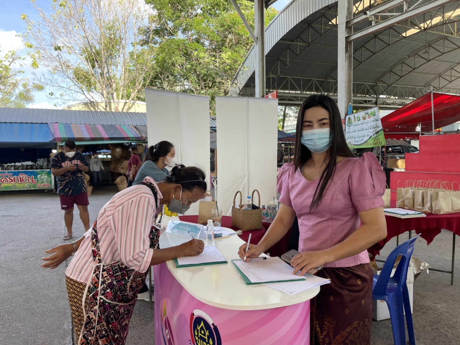 ???‍?พช.ฉะเชิงเทรา จัดโครงการส่งเสริมช่องทางการตลาดผลิตภัณฑ์กลุ่มอาชีพสมาชิกกองทุนพัฒนาบทบาทสตรี ครั้งที่ 5