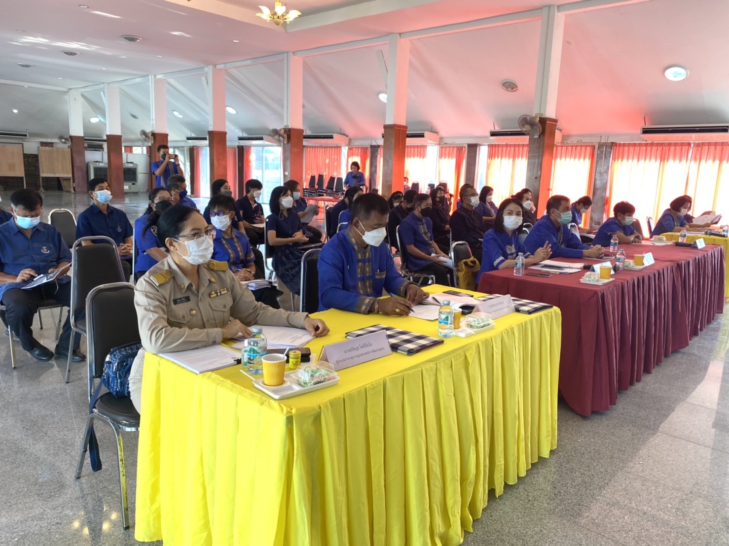 ??✈️พช.ฉะเชิงเทรา ประชุมขับเคลื่อนการดำเนินงานกลุ่มอำเภอ (กลุ่มสวรรณภูมิ) การนิเทศ ติดตาม ส่งเสริม และสนับสนุนการดำเนินงานพัฒนาชุมชนจังหวัดฉะเชิงเทรา ประจำปีงบประมาณ พ.ศ.2565 พร้อมลงนามบันทึกข้อตกลงการดำเนินงานตัวชี้วัดและค่าเป้าหมายการประเมินผลการปฏิบัติราชการ