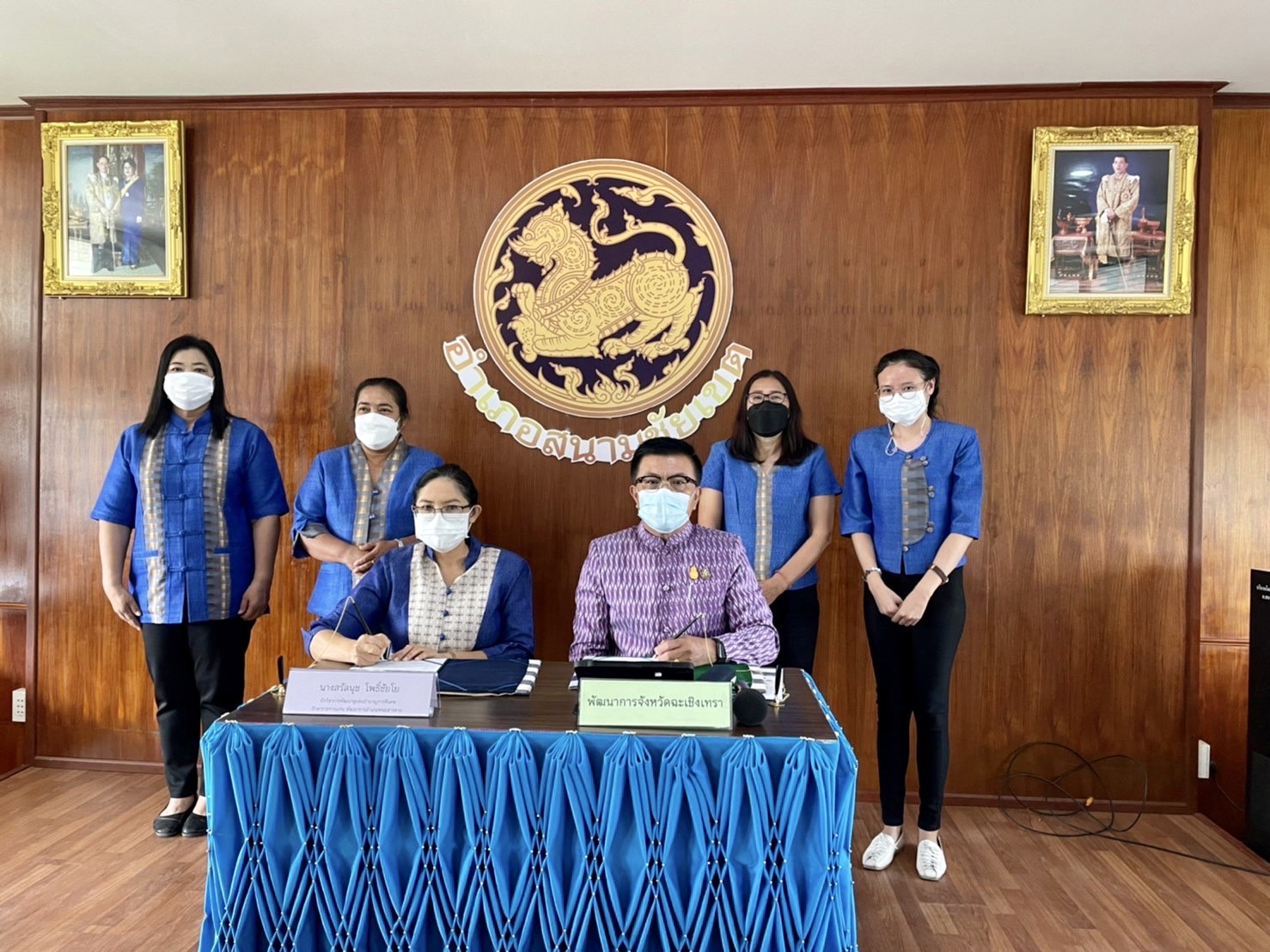 ??✈️พช.ฉะเชิงเทรา ประชุมขับเคลื่อนการดำเนินงานกลุ่มอำเภอ (กลุ่มอ่างฤาไน) การนิเทศ ติดตาม ส่งเสริม และสนับสนุนการดำเนินงานพัฒนาชุมชนจังหวัดฉะเชิงเทรา ประจำปีงบประมาณ พ.ศ.2565 พร้อมลงนามบันทึกข้อตกลงการดำเนินงานตัวชี้วัดและค่าเป้าหมายการประเมินผลการปฏิบัติราชการ