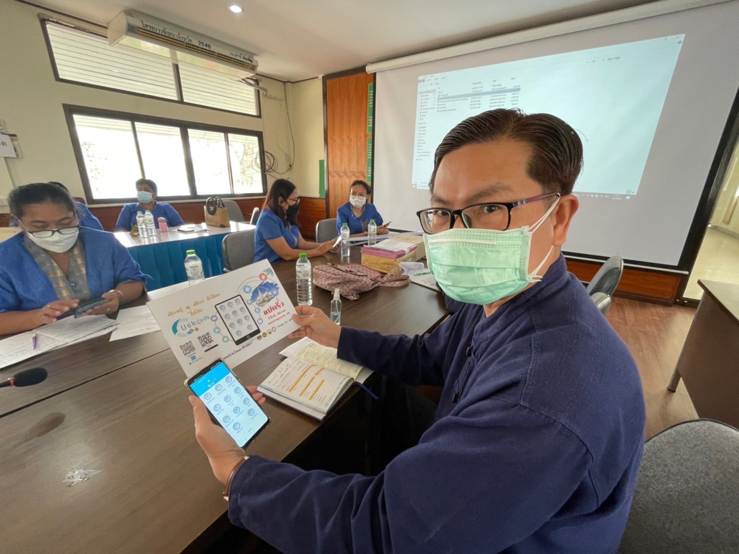 ??✈️พช.ฉะเชิงเทรา ประชุมขับเคลื่อนการดำเนินงานกลุ่มอำเภอ (กลุ่มอ่างฤาไน) การนิเทศ ติดตาม ส่งเสริม และสนับสนุนการดำเนินงานพัฒนาชุมชนจังหวัดฉะเชิงเทรา ประจำปีงบประมาณ พ.ศ.2565 พร้อมลงนามบันทึกข้อตกลงการดำเนินงานตัวชี้วัดและค่าเป้าหมายการประเมินผลการปฏิบัติราชการ