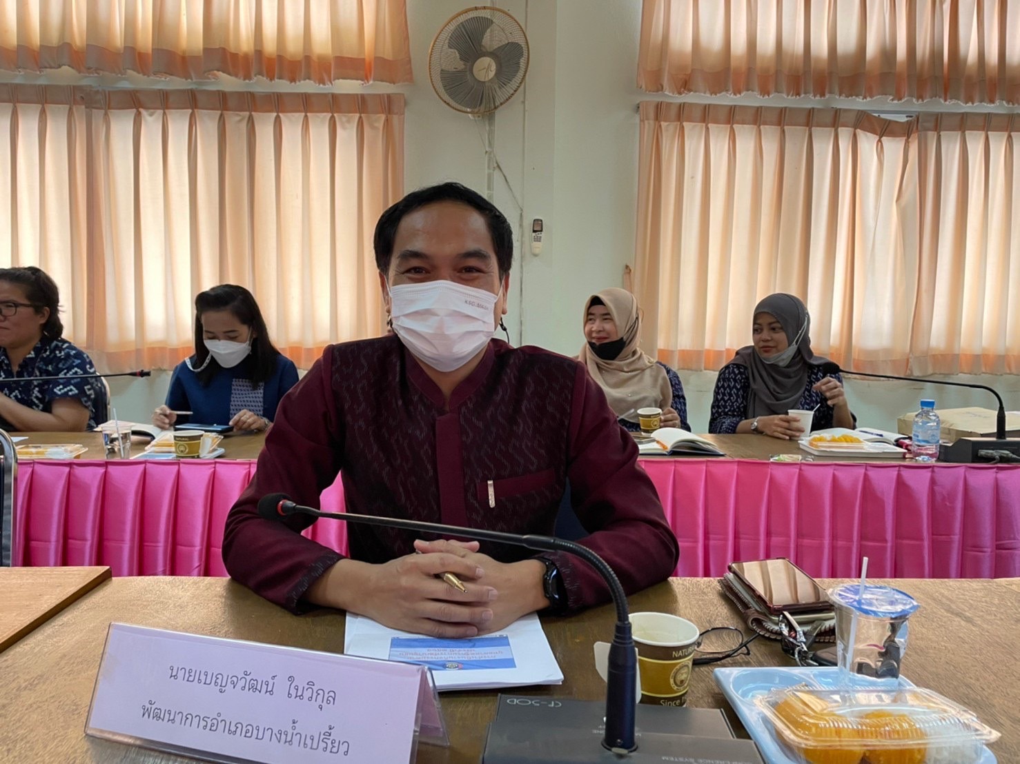 ??✈️พช.ฉะเชิงเทรา ประชุมขับเคลื่อนการดำเนินงานกลุ่มอำเภอ (กลุ่มมัชฌิมา) การนิเทศ ติดตาม ส่งเสริม และสนับสนุนการดำเนินงานพัฒนาชุมชนจังหวัดฉะเชิงเทรา ประจำปีงบประมาณ พ.ศ.2565 พร้อมลงนามบันทึกข้อตกลงการดำเนินงานตัวชี้วัดและค่าเป้าหมายการประเมินผลการปฏิบัติราชการ