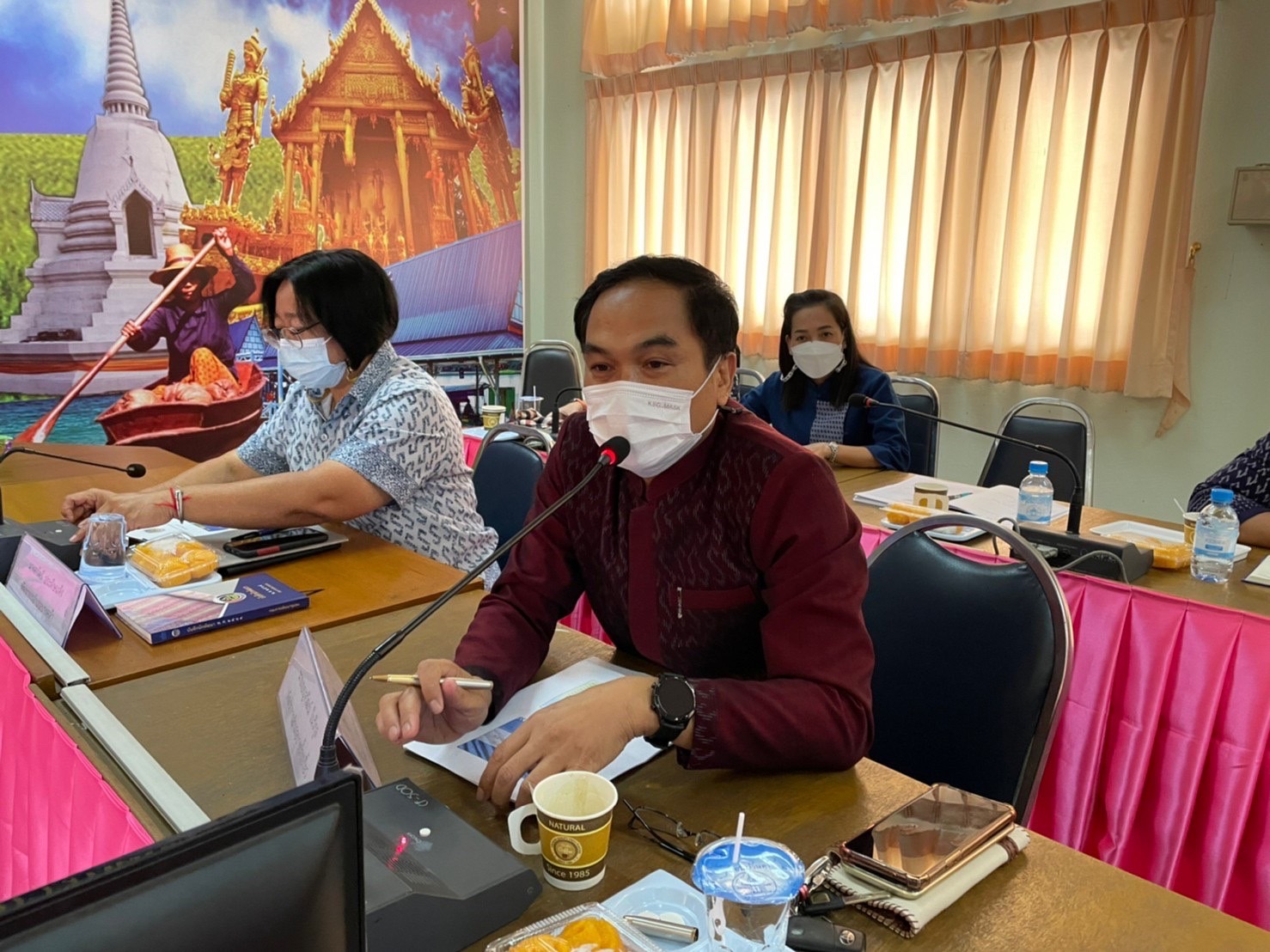 ??✈️พช.ฉะเชิงเทรา ประชุมขับเคลื่อนการดำเนินงานกลุ่มอำเภอ (กลุ่มมัชฌิมา) การนิเทศ ติดตาม ส่งเสริม และสนับสนุนการดำเนินงานพัฒนาชุมชนจังหวัดฉะเชิงเทรา ประจำปีงบประมาณ พ.ศ.2565 พร้อมลงนามบันทึกข้อตกลงการดำเนินงานตัวชี้วัดและค่าเป้าหมายการประเมินผลการปฏิบัติราชการ