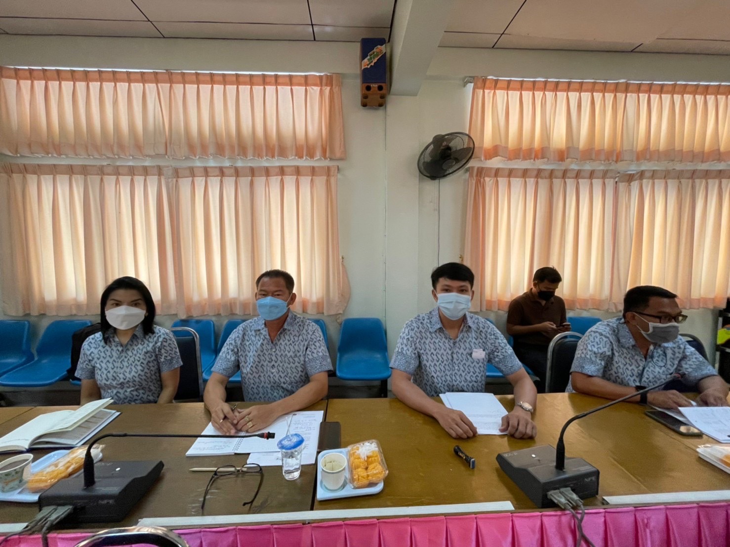 ??✈️พช.ฉะเชิงเทรา ประชุมขับเคลื่อนการดำเนินงานกลุ่มอำเภอ (กลุ่มมัชฌิมา) การนิเทศ ติดตาม ส่งเสริม และสนับสนุนการดำเนินงานพัฒนาชุมชนจังหวัดฉะเชิงเทรา ประจำปีงบประมาณ พ.ศ.2565 พร้อมลงนามบันทึกข้อตกลงการดำเนินงานตัวชี้วัดและค่าเป้าหมายการประเมินผลการปฏิบัติราชการ