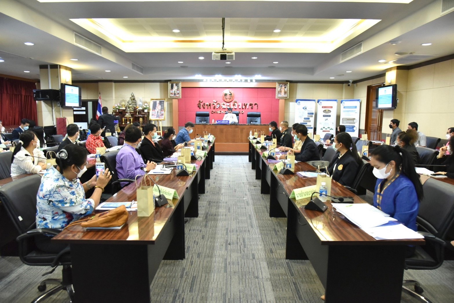 ???พช.ฉะเชิงเทรา ร่วมประชุมโครงการขับเคลื่อนระบบเฝ้าระวังการทุจริตเชิงรุกในหน่วยงานภาครัฐ ประจำปีงบประมาณ พ.ศ.2565 สํานักงานป้องกันและปราบปรามการทุจริตในภาครัฐ เขต 2