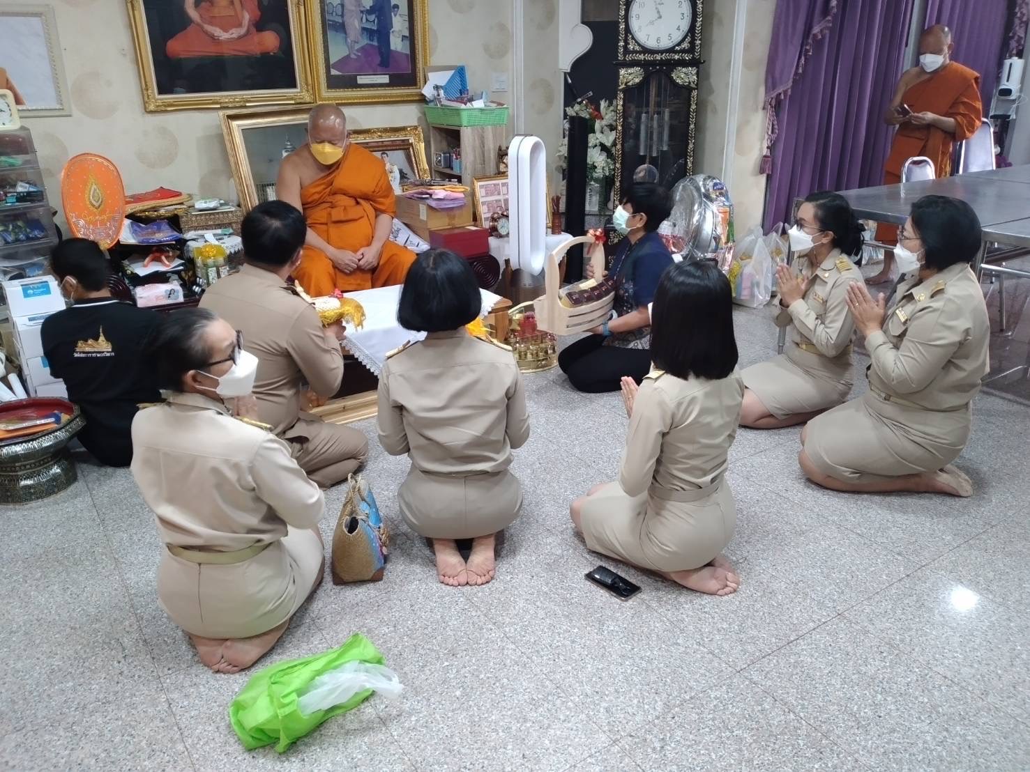 ??พช.ฉะเชิงเทรา เข้าร่วมแสดงมุทิตาจิต