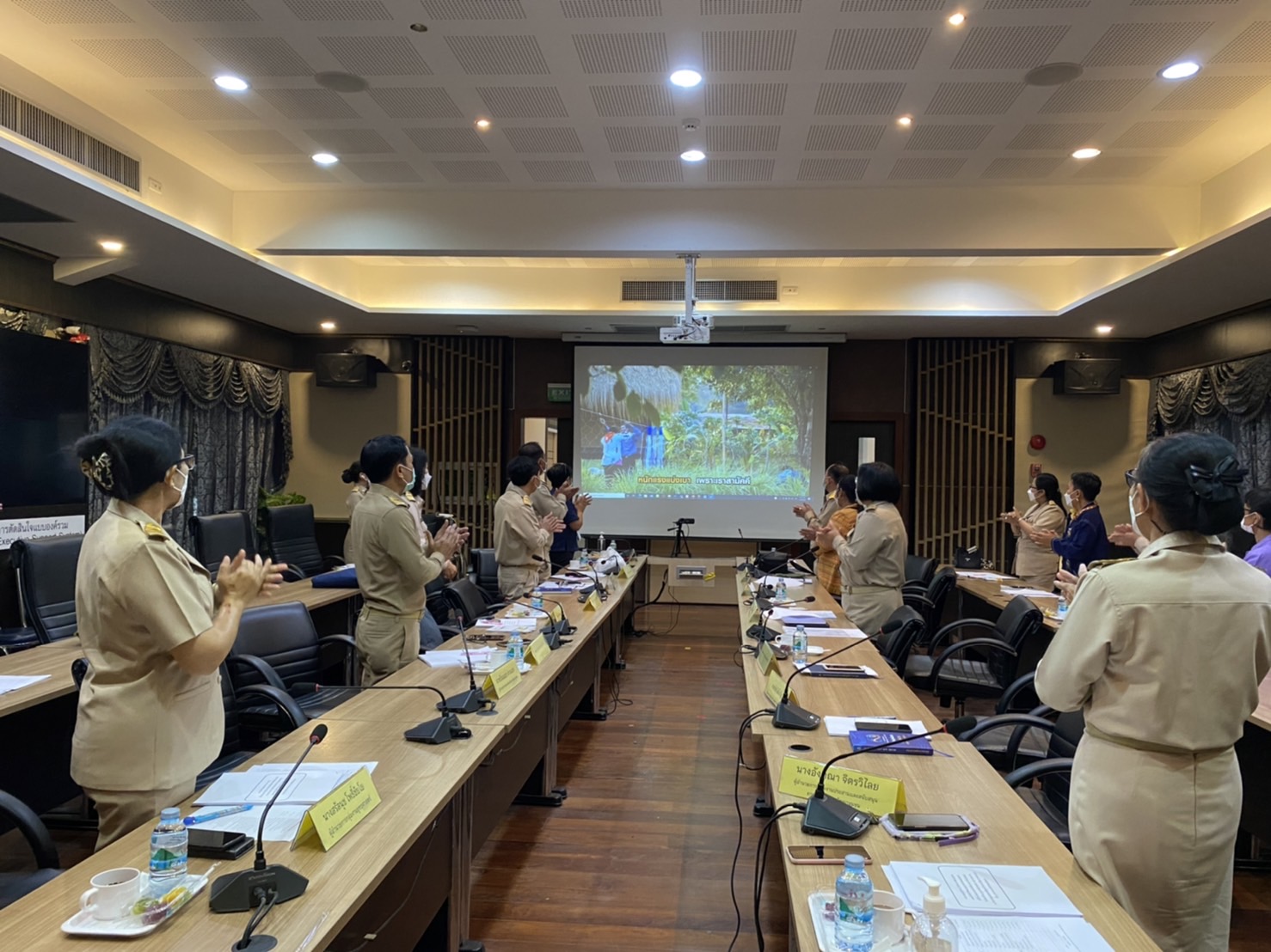 ????‍?พช.ฉะเชิงเทรา ประชุมผู้บริหาร นักวิชาการพัฒนาชุมชน และเจ้าหน้าที่พัฒนาชุมชนจังหวัดฉะเชิงเทรา ครั้งที่ 2/2565 ประจำเดือนกุมภาพันธ์